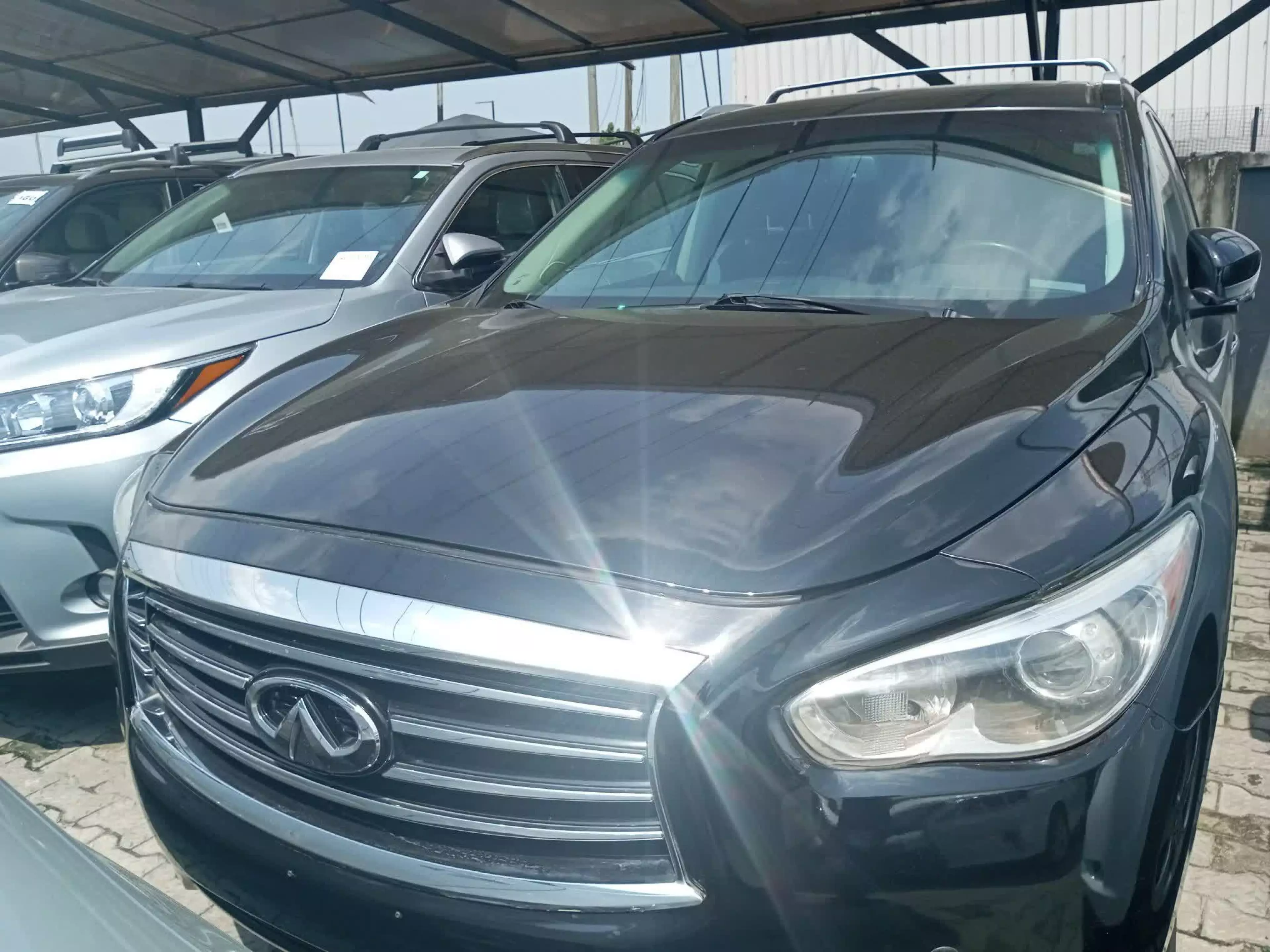 Infiniti QX60 - 2014