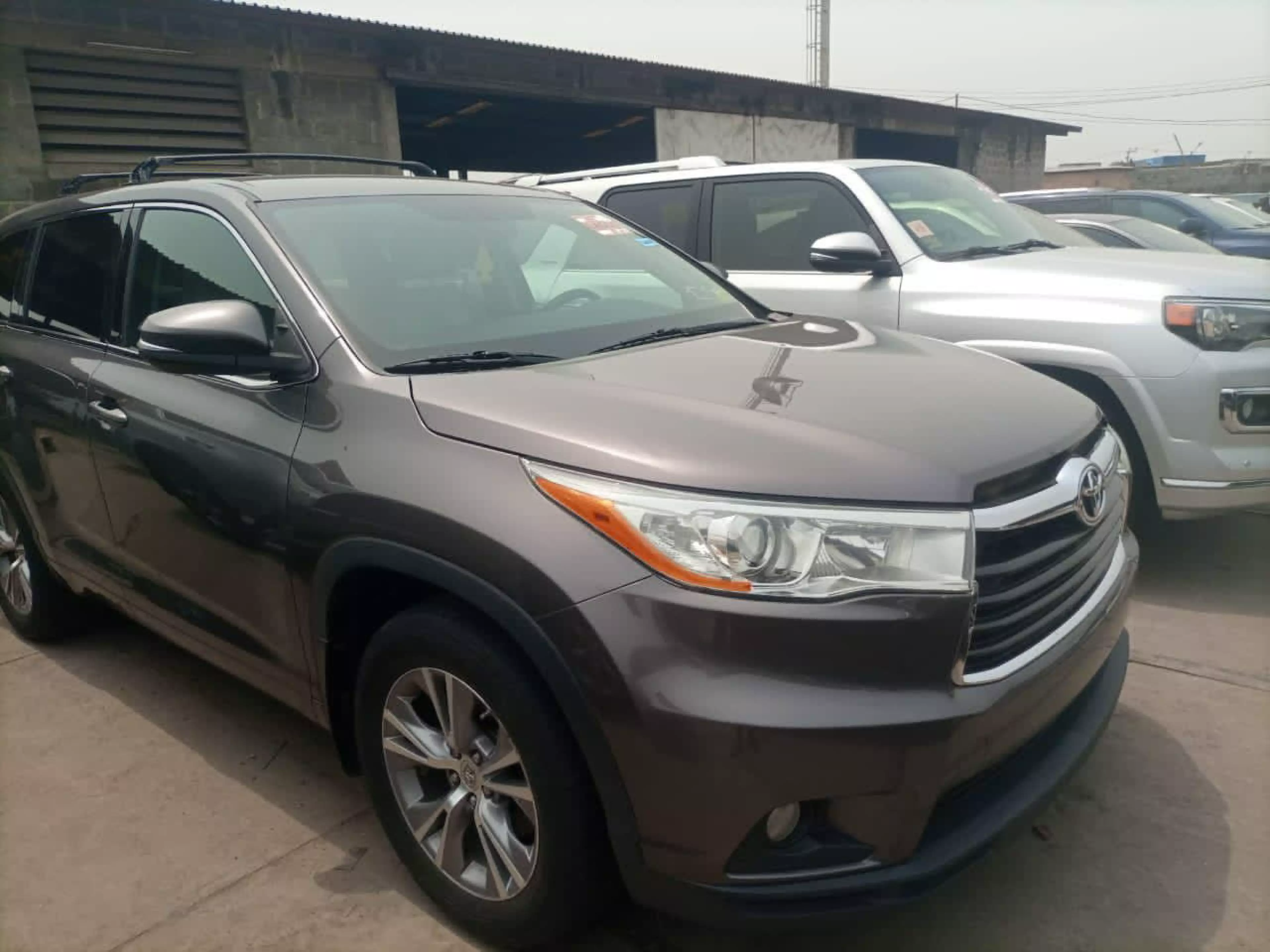 Toyota Highlander - 2014