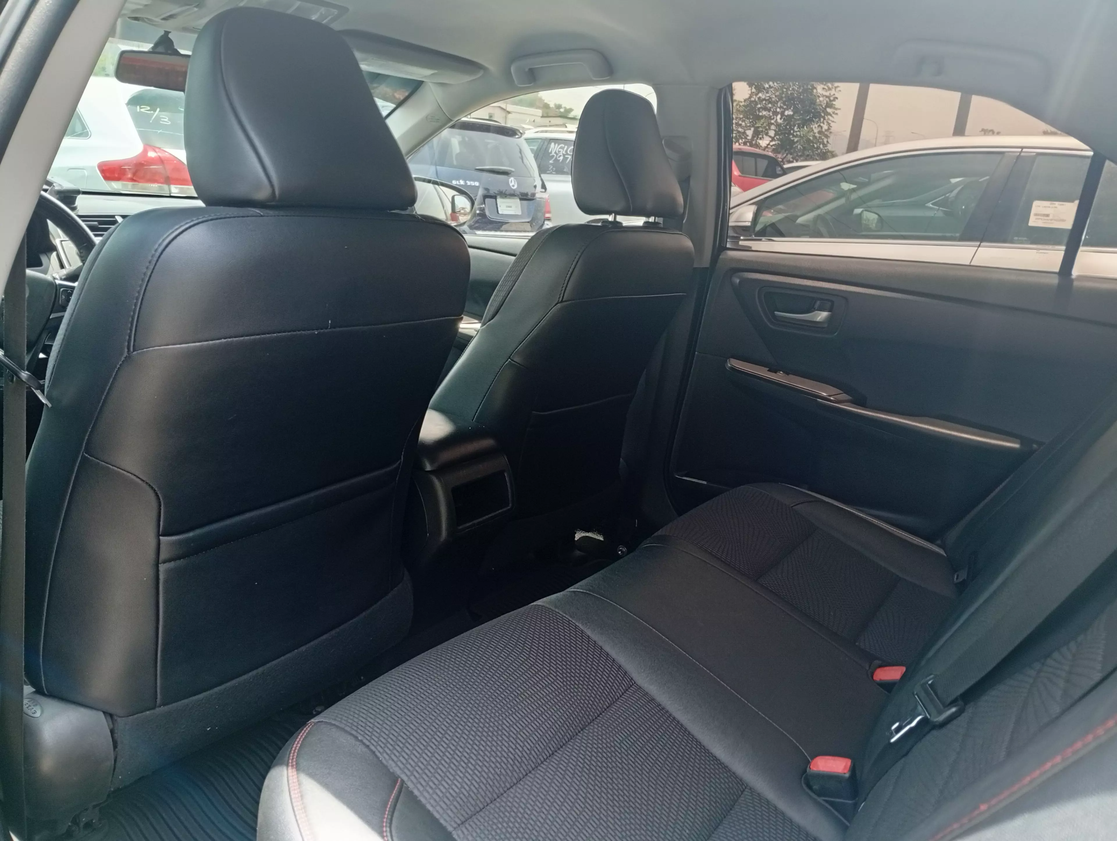Toyota Camry   - 2016