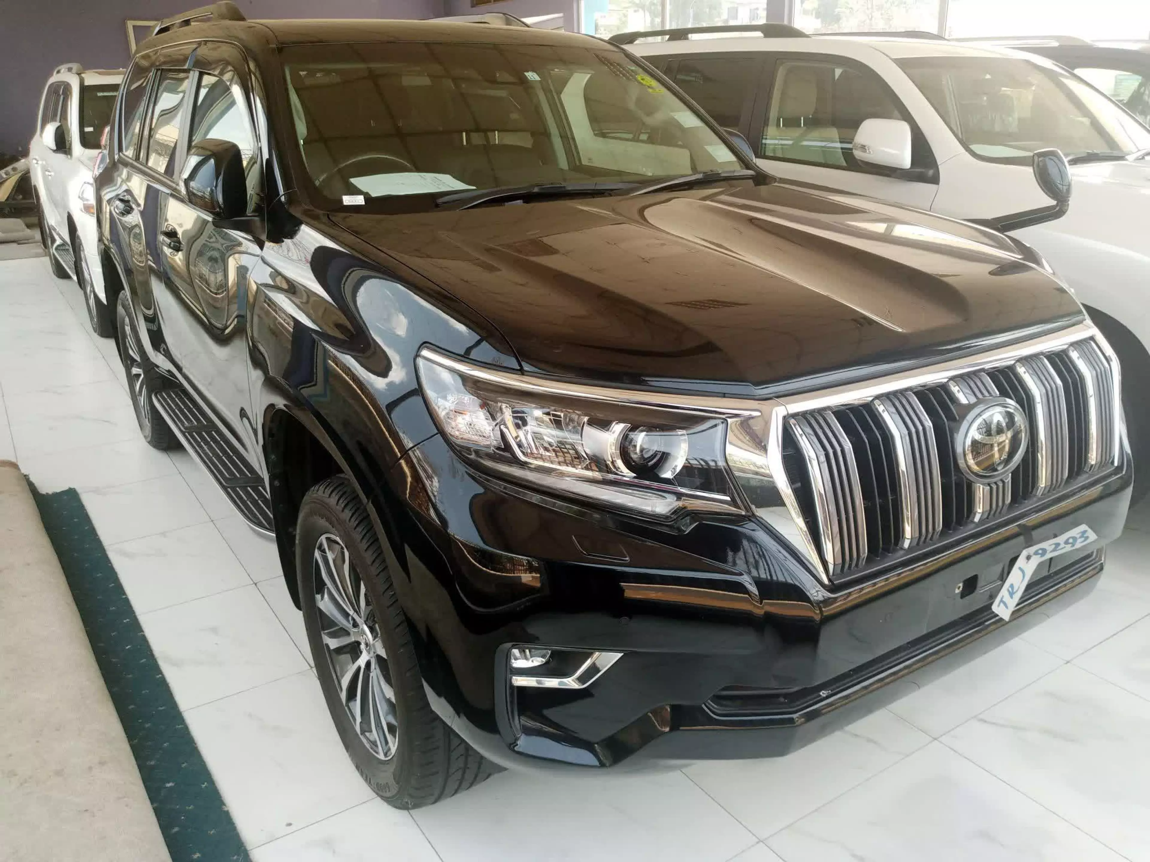 Toyota Landcruiser Prado - 2017
