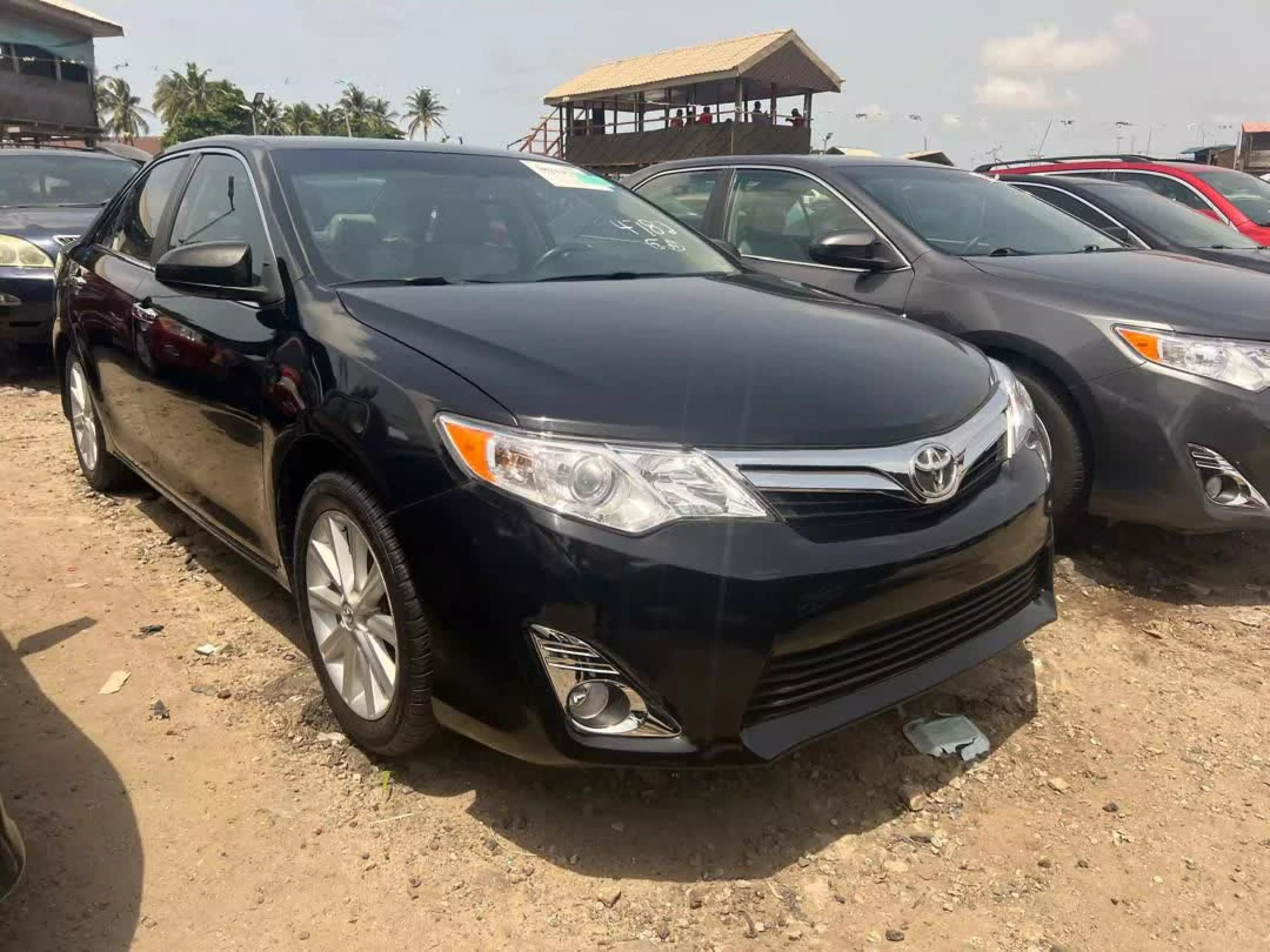 Toyota Camry   - 2013