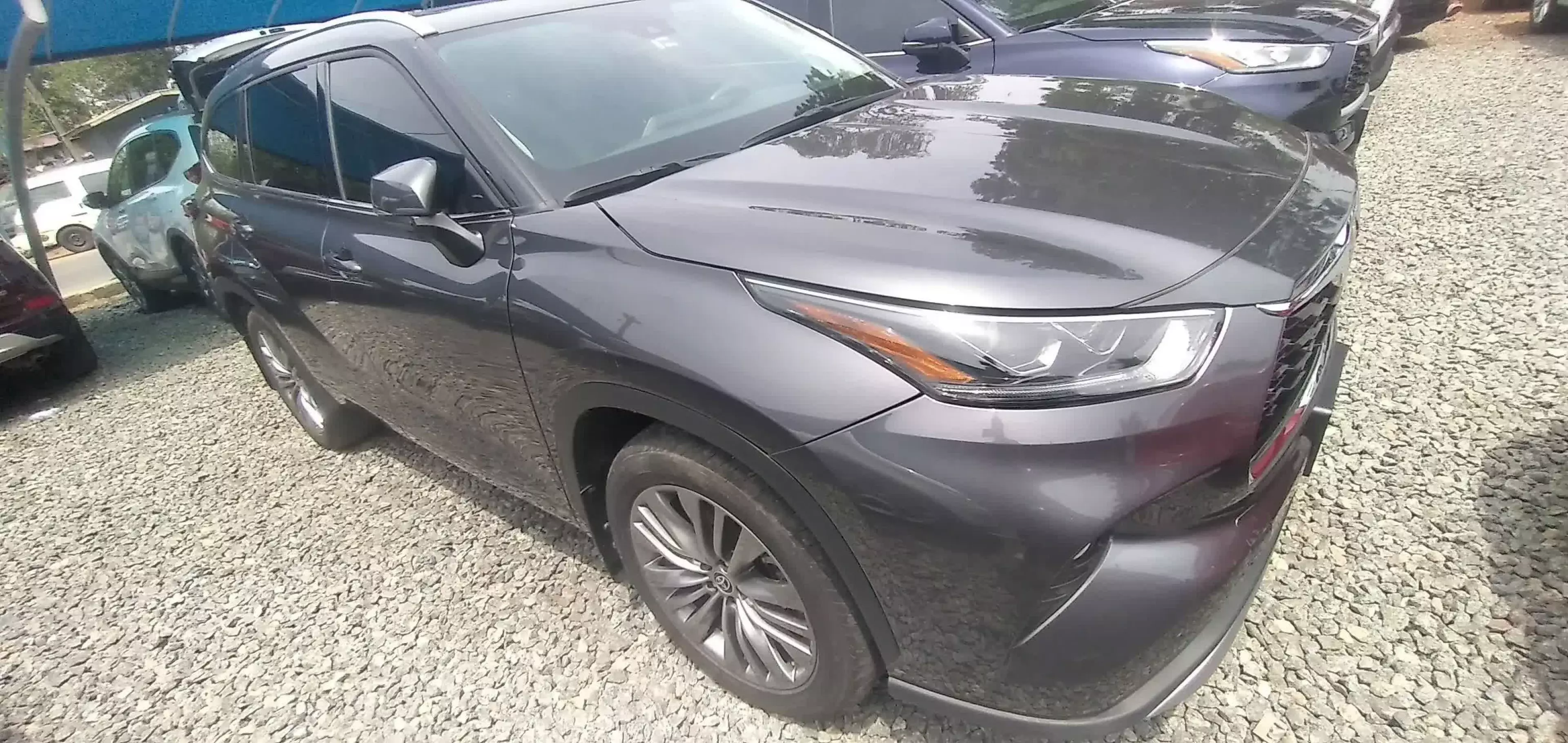 Toyota Highlander - 2021