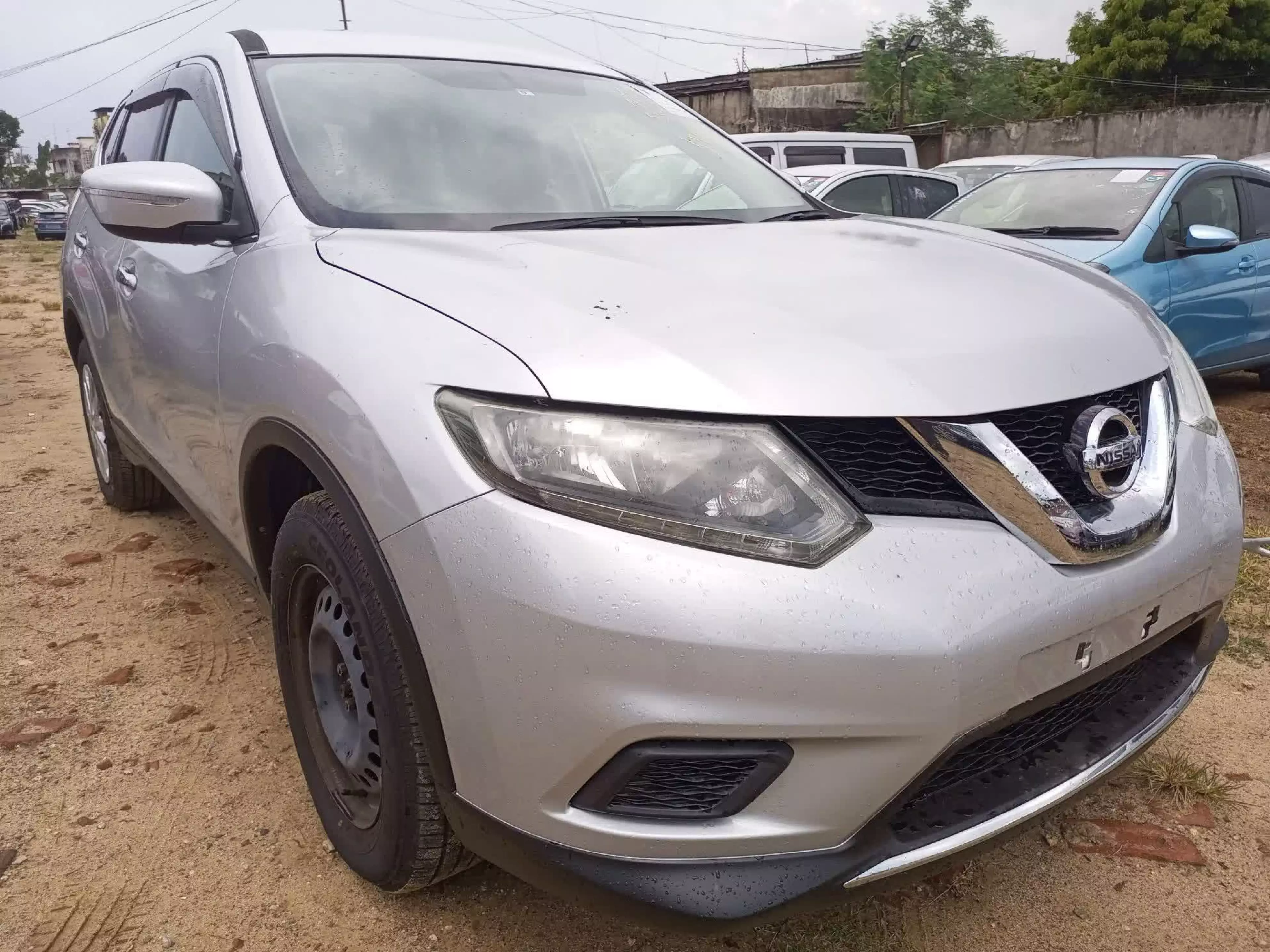 Nissan X-Trail - 2015