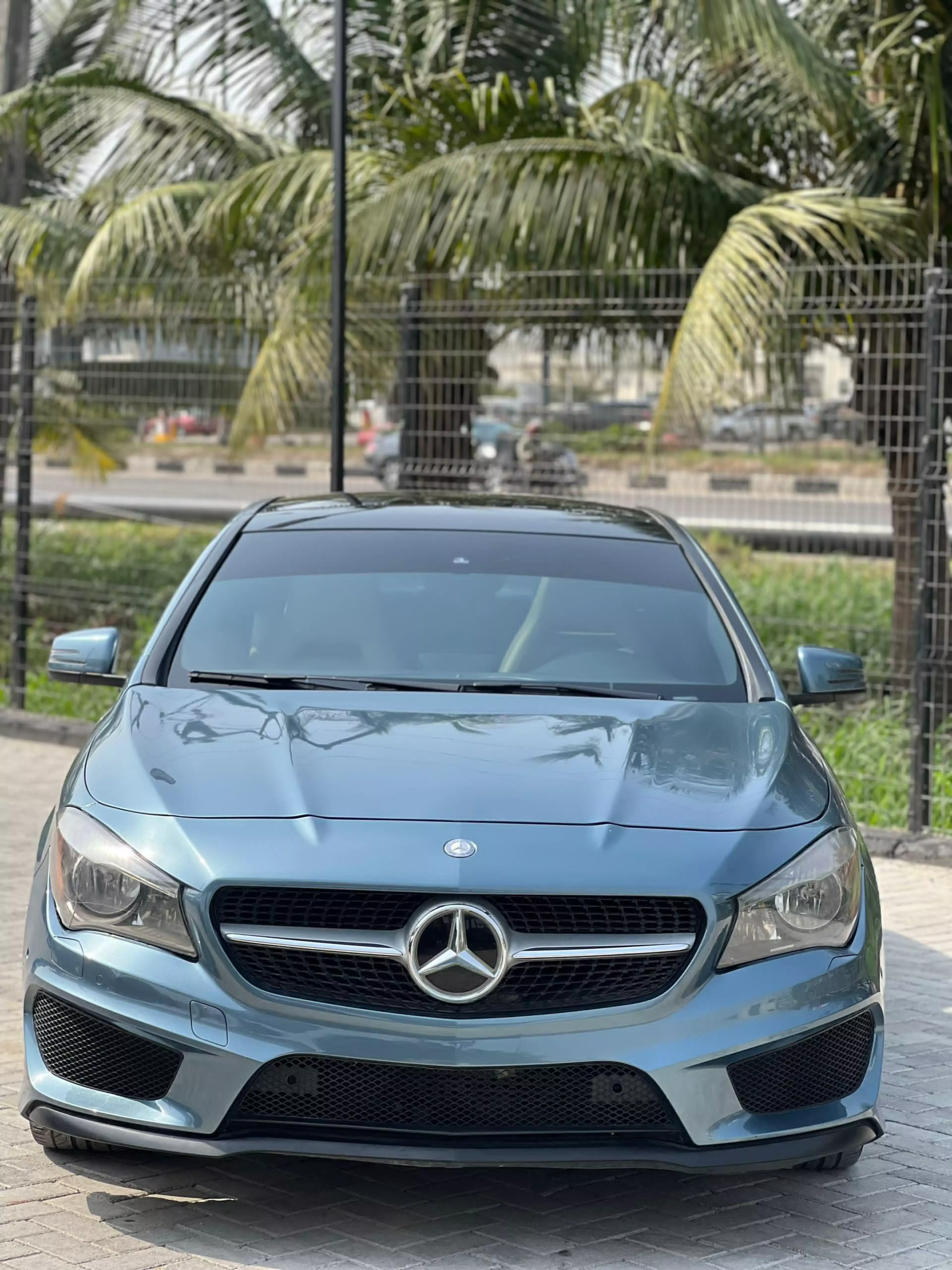 Mercedes-Benz CLA 250   - 2014