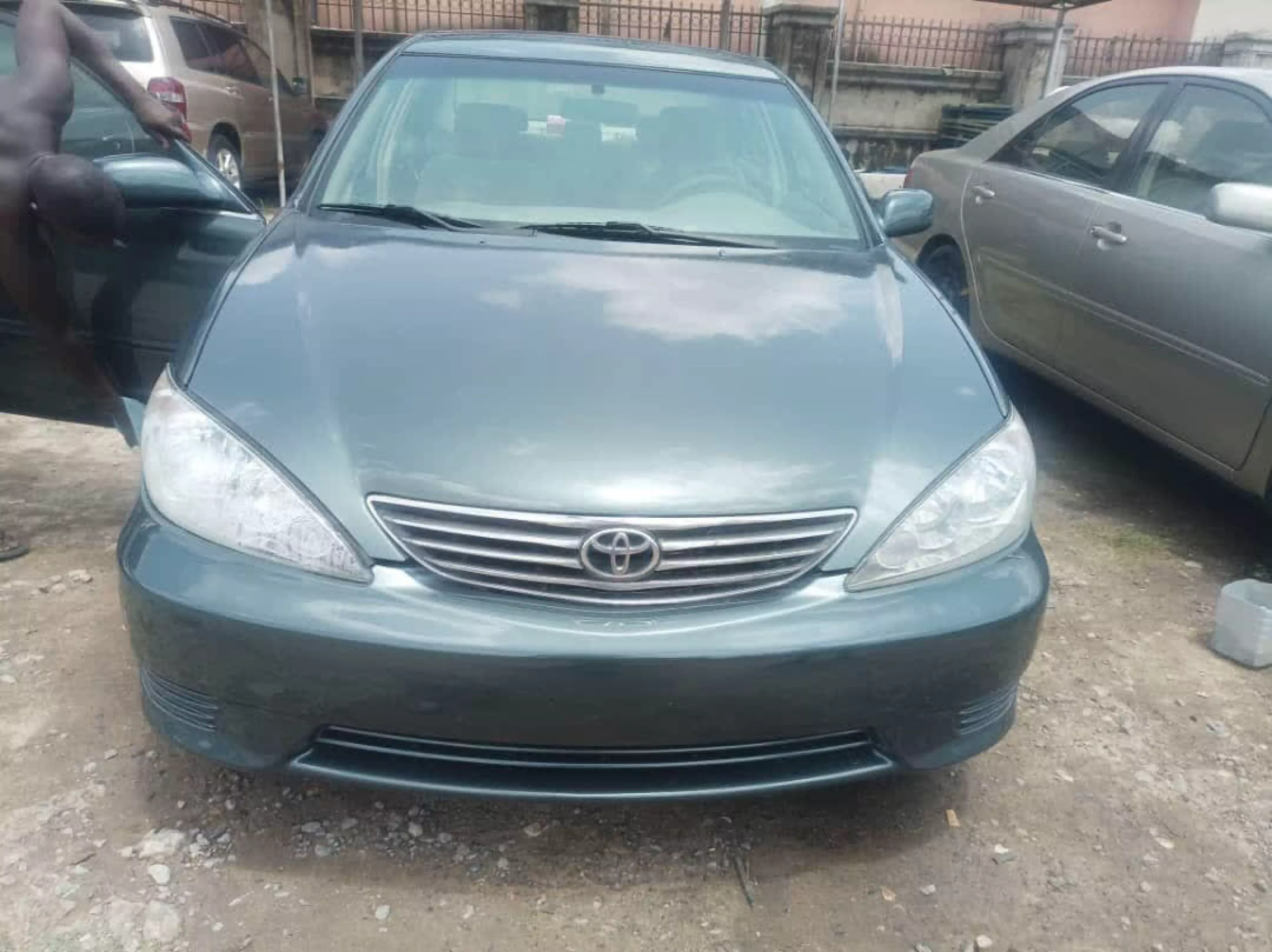 Toyota Camry - 2006