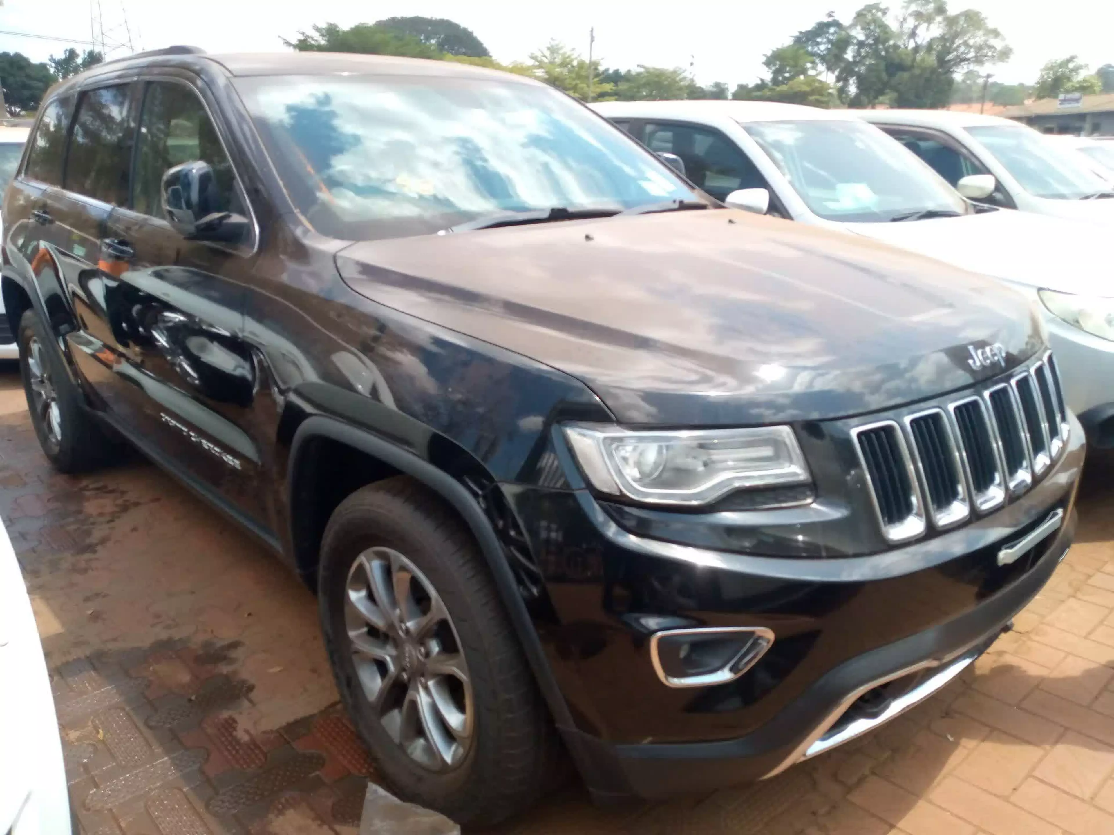 JEEP Cherokee - 2010