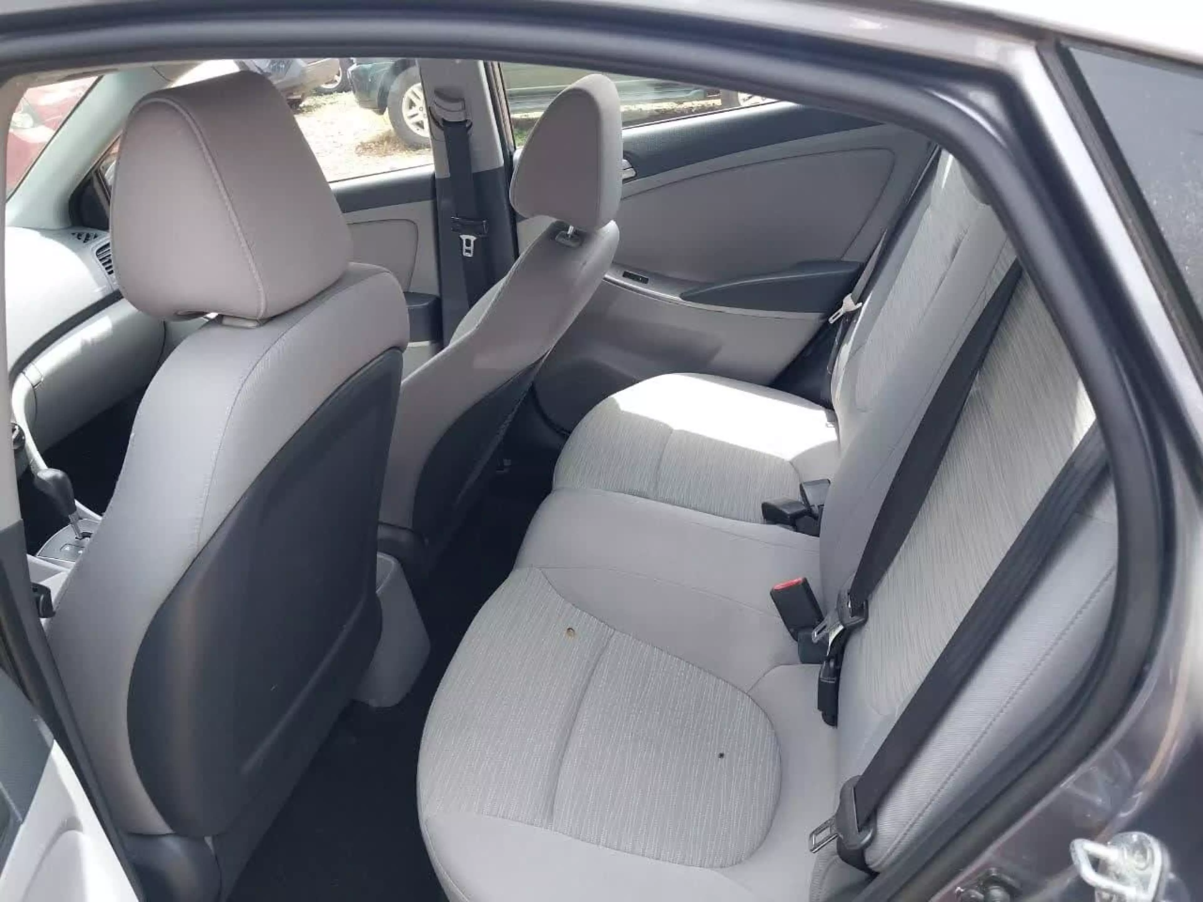 Hyundai Accent   - 2015