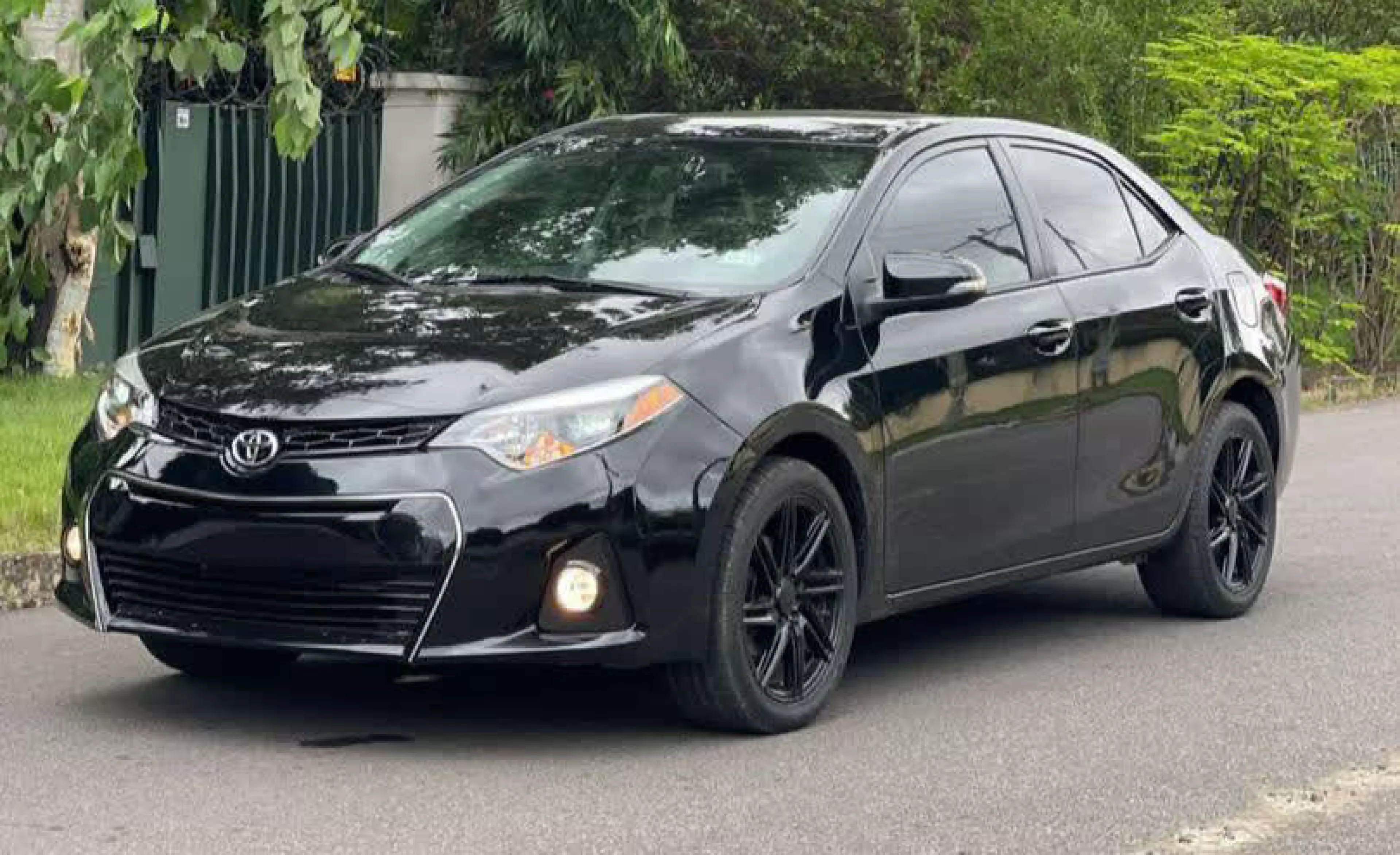 Toyota Corolla - 2016