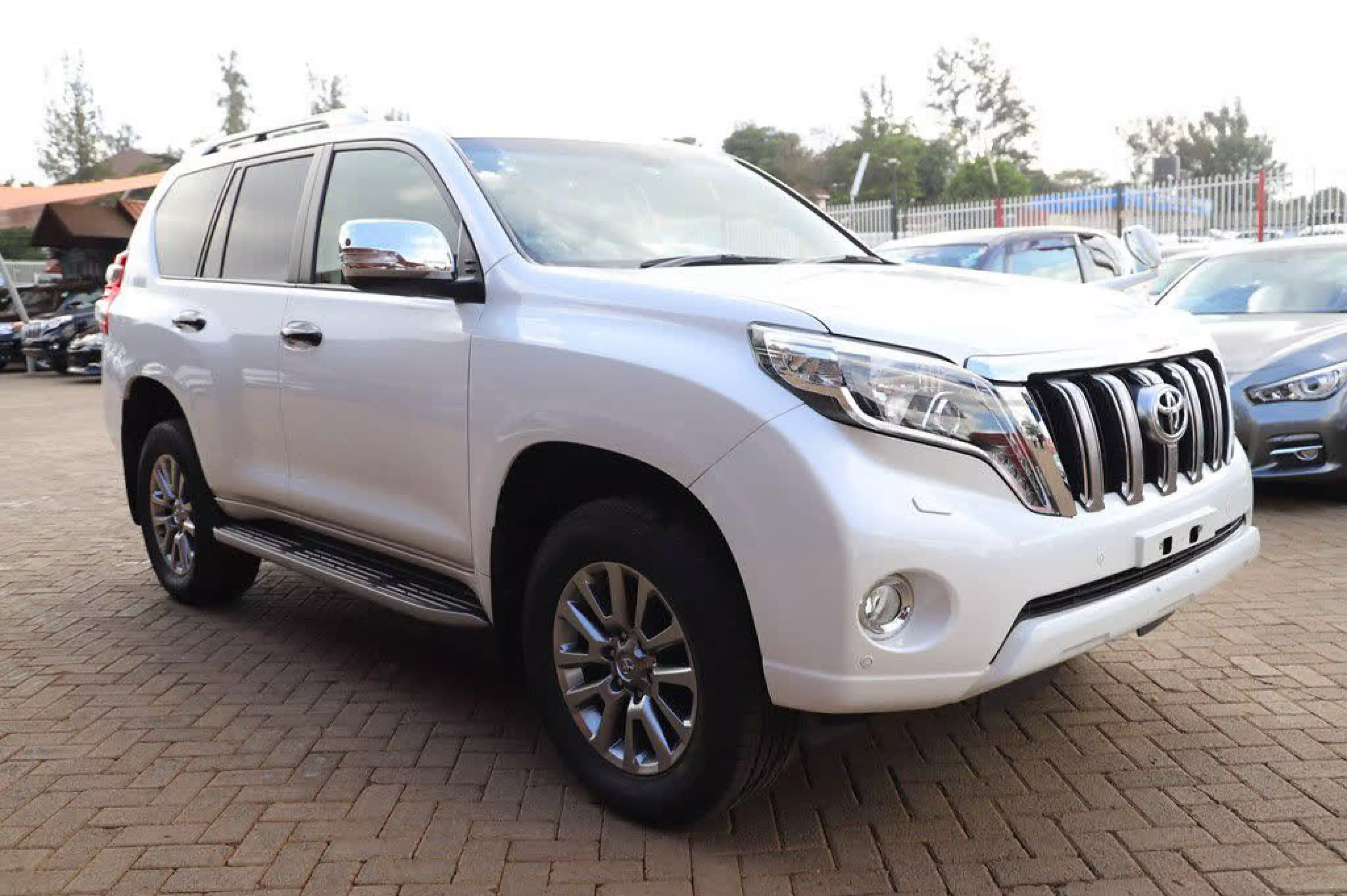 Toyota Landcruiser prado TX - 2016