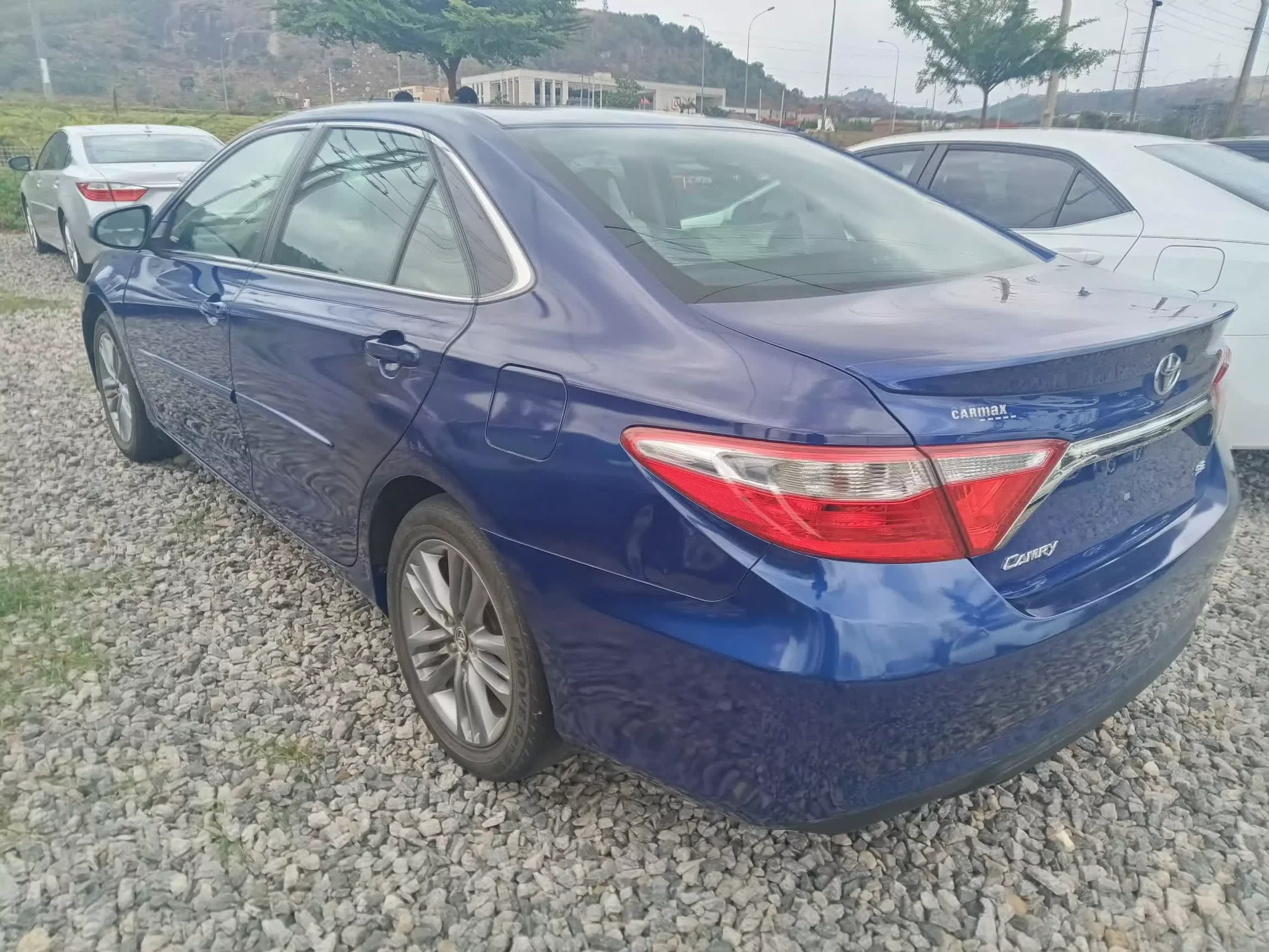 Toyota Camry   - 2015