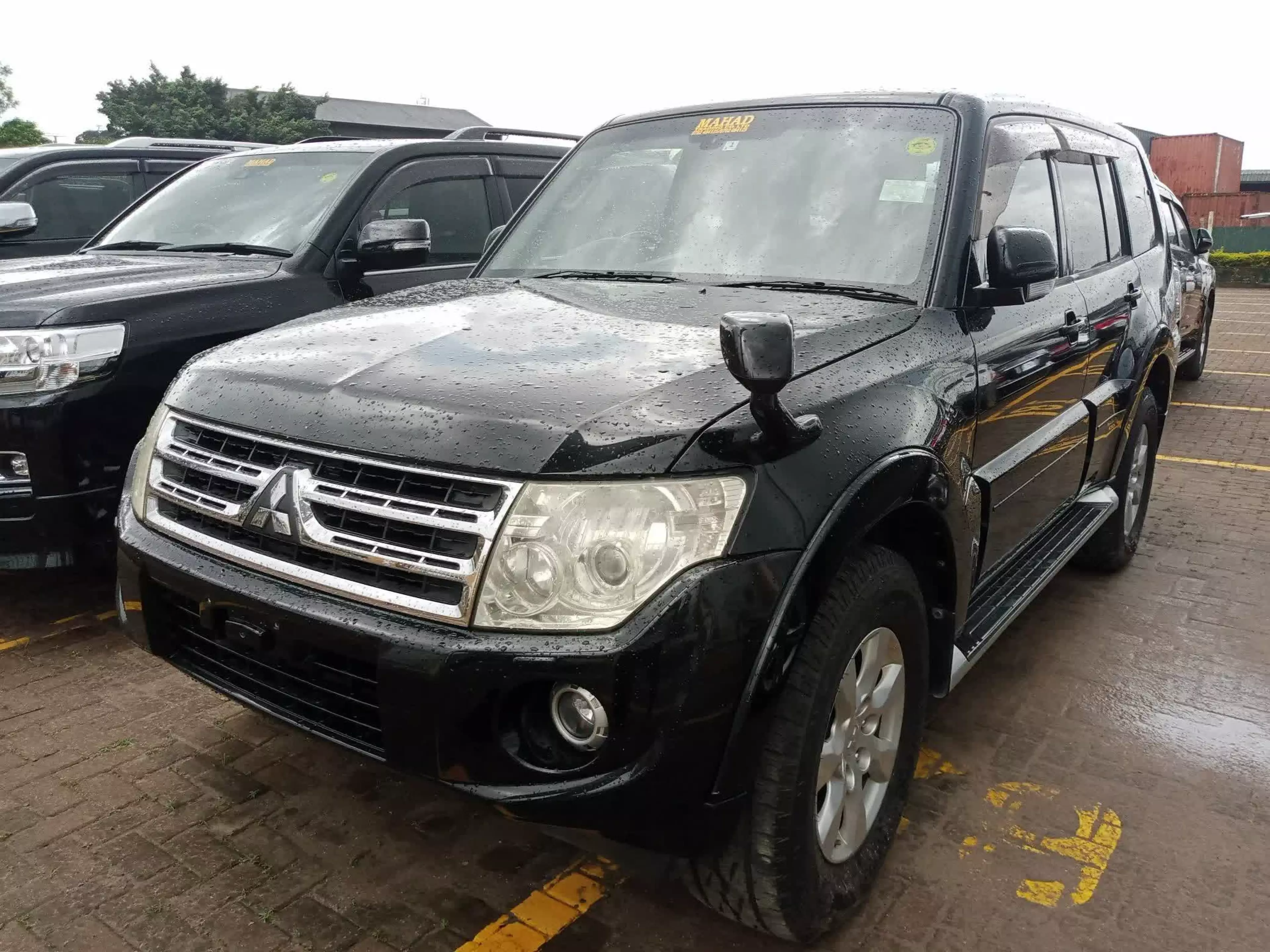 Mitsubishi Pajero - 2010