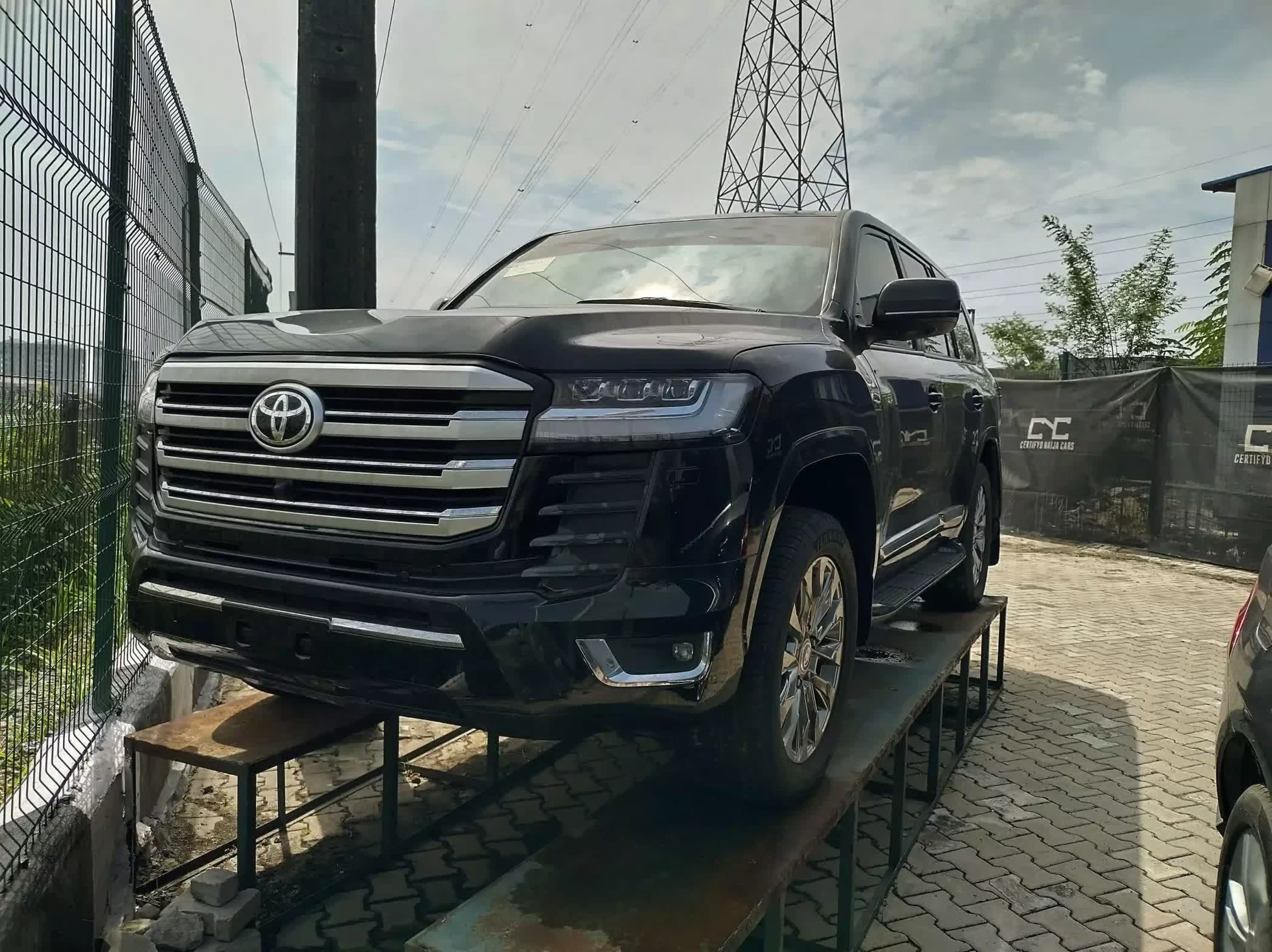 Toyota Landcruiser  V8 - 2014