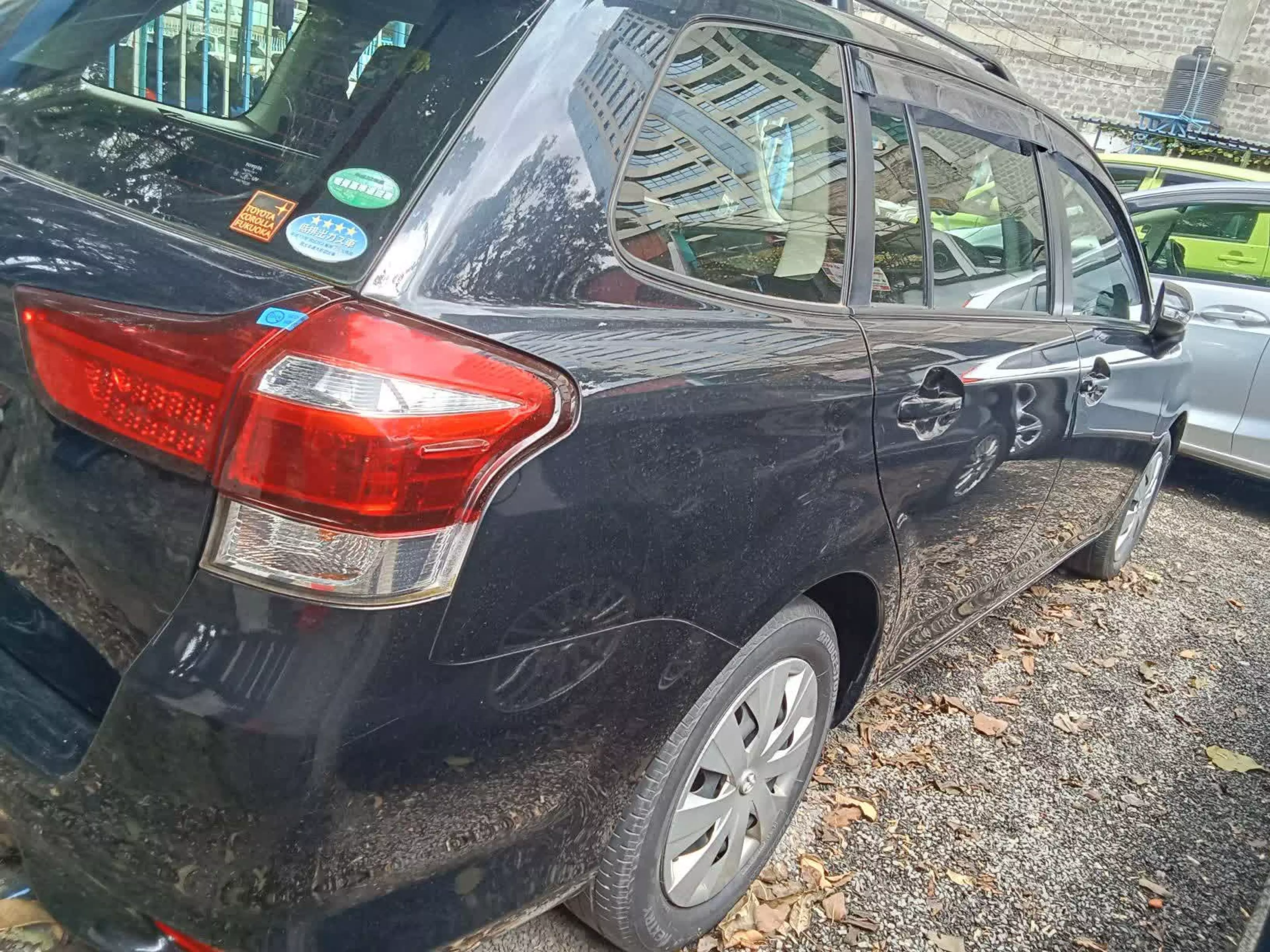 Toyota Fielder    - 2016