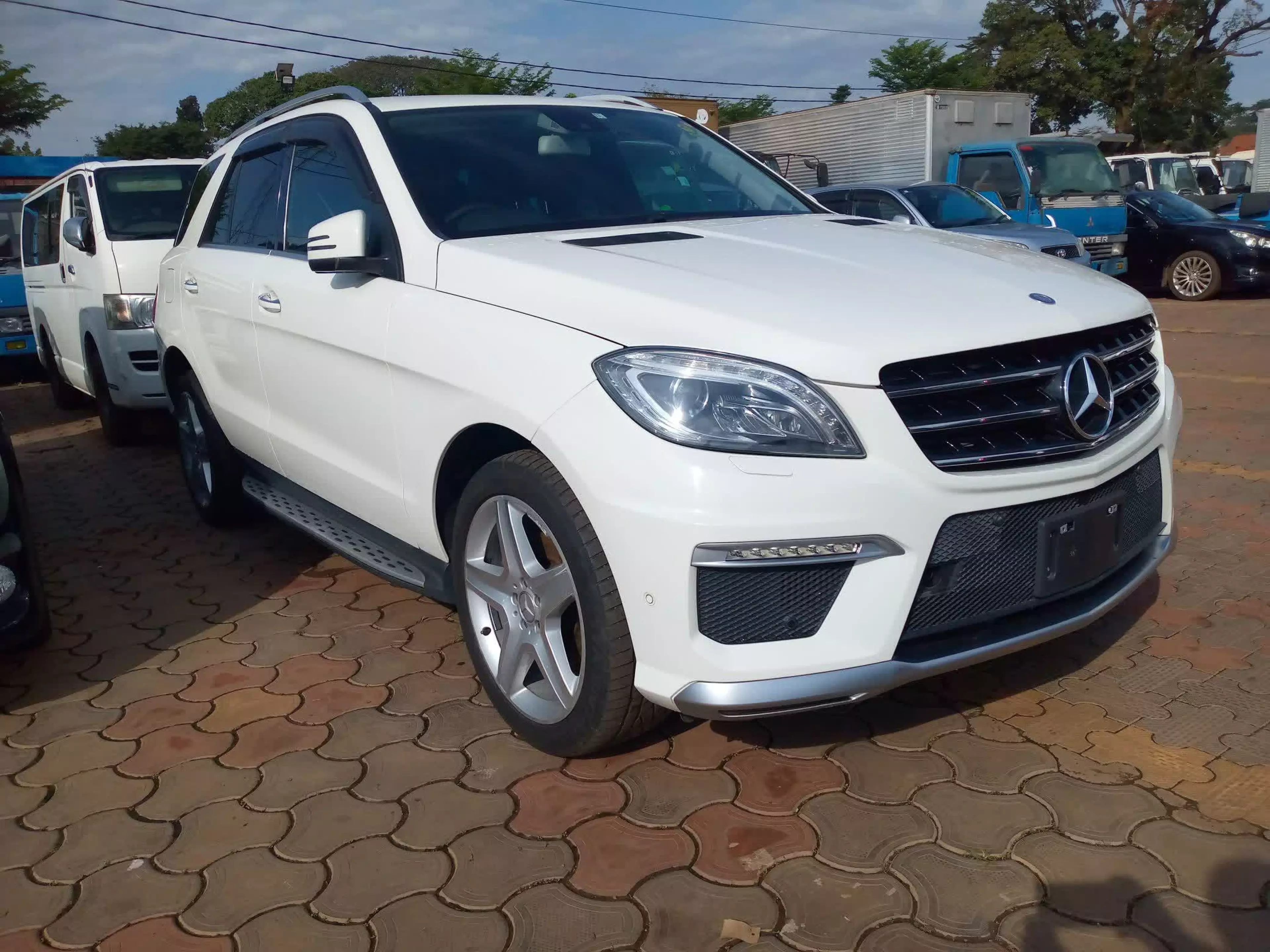 Mercedes-Benz ML 350 - 2014