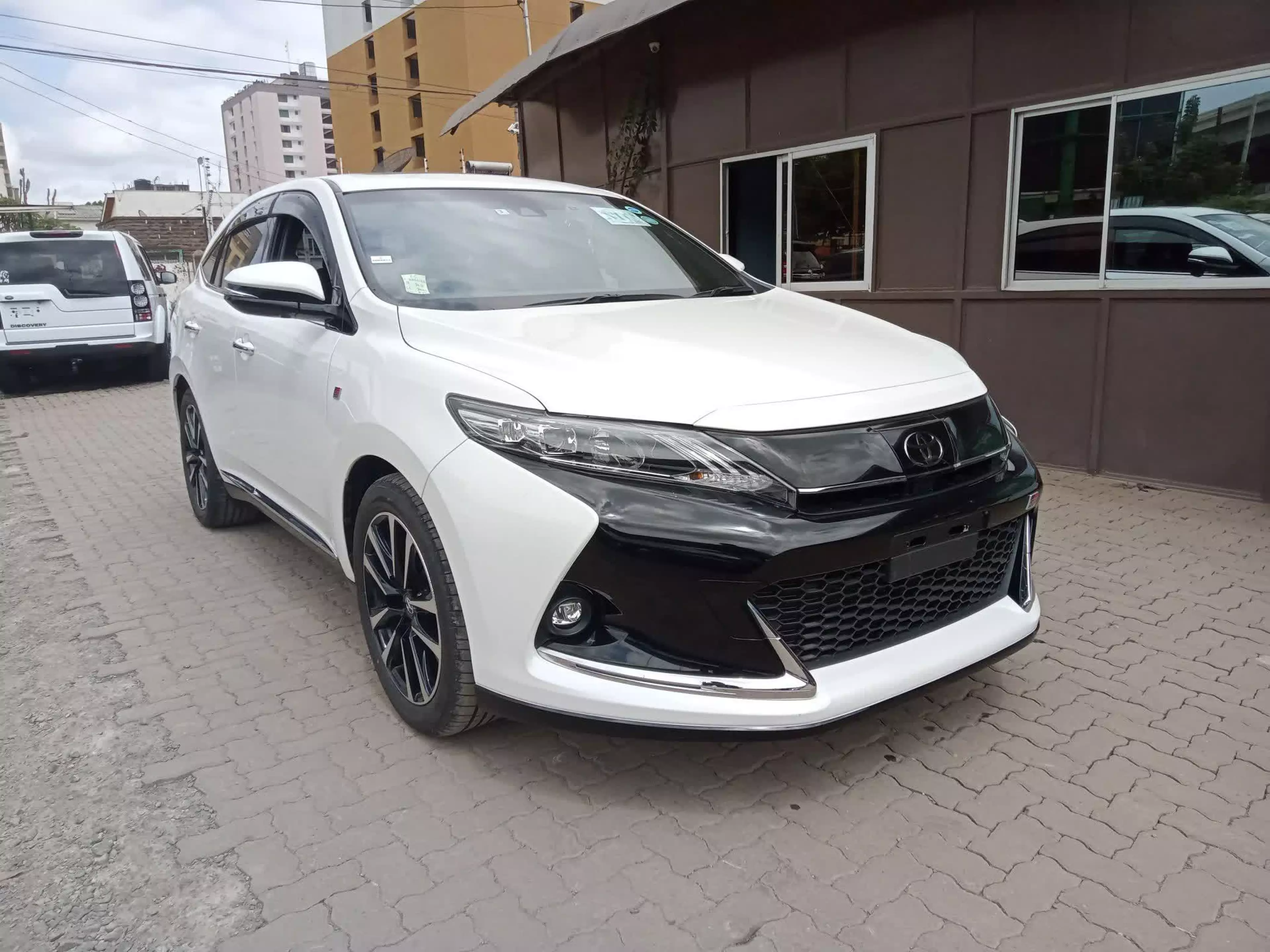 Toyota Harrier GR - 2018