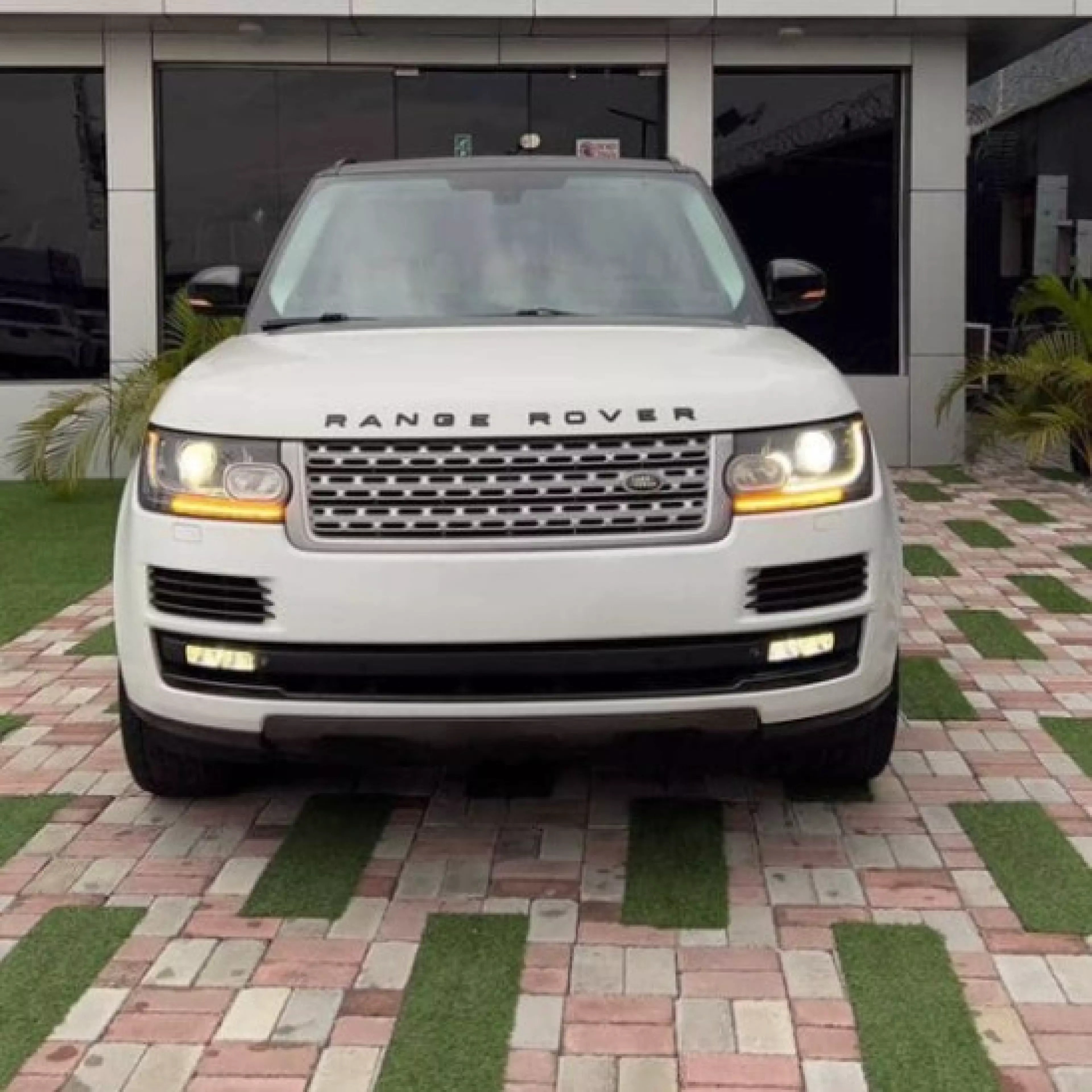 RANGE ROVER Vogue - 2013