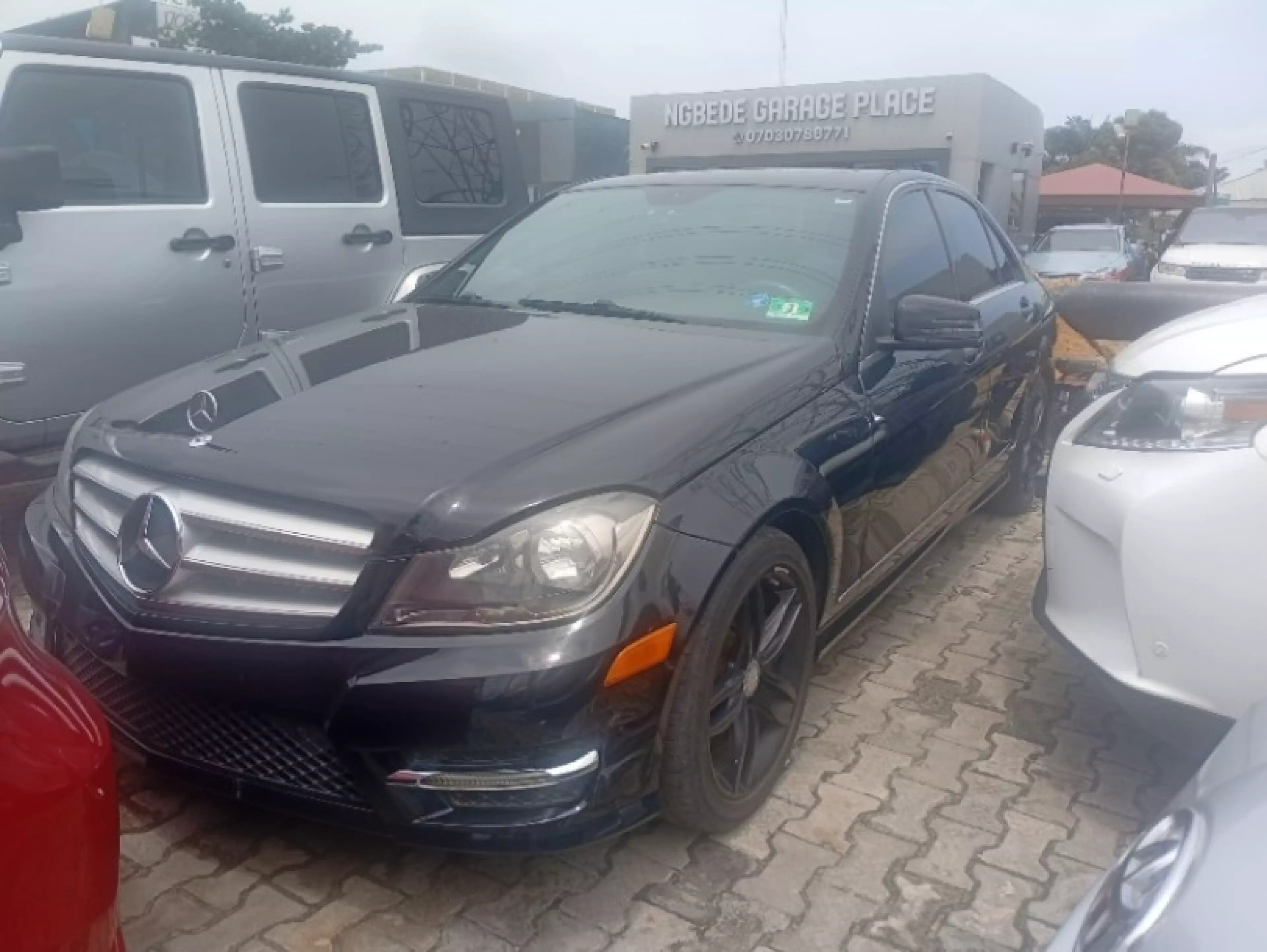 Mercedes-Benz C 300 - 2023