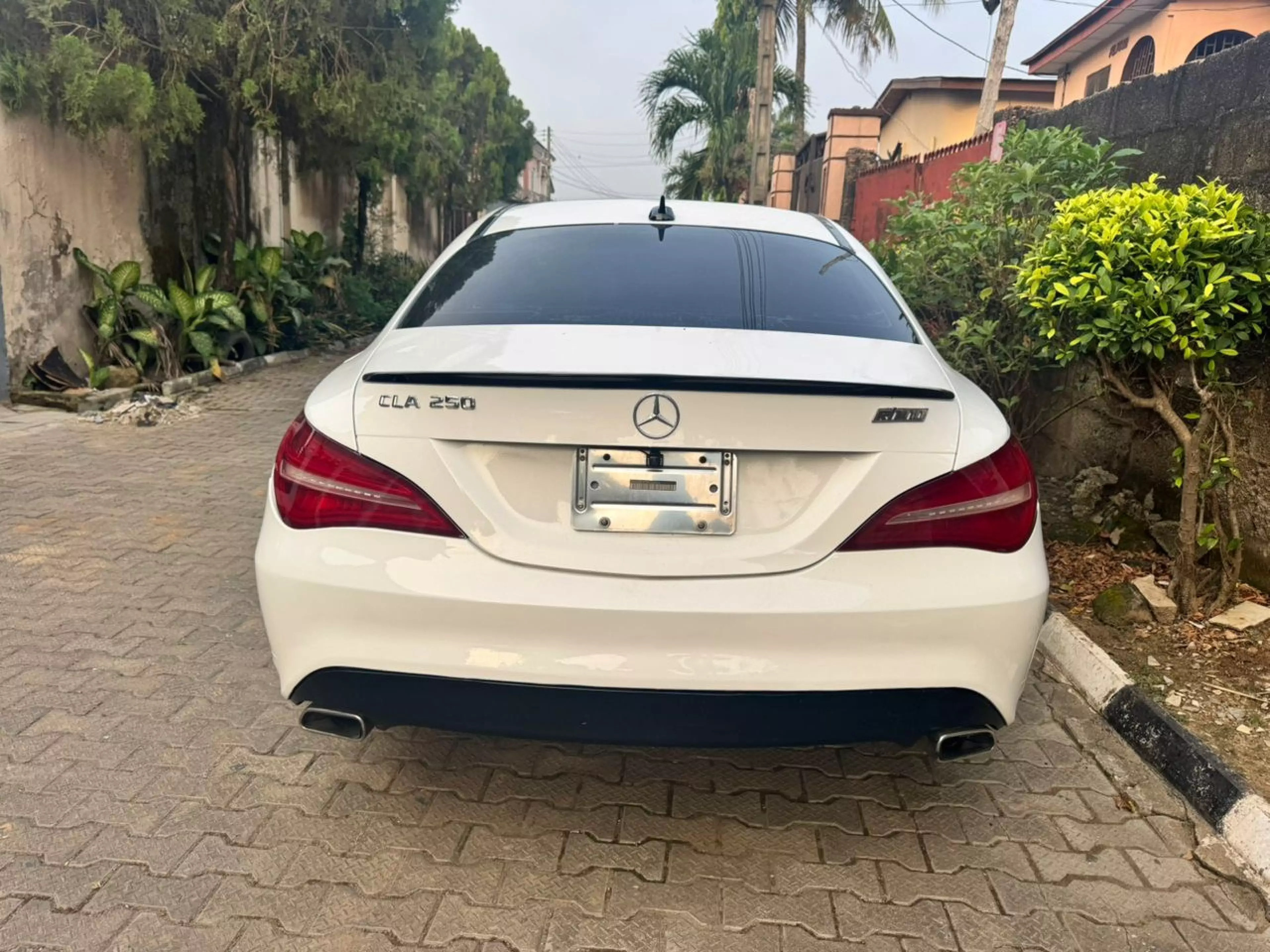 Mercedes-Benz CLA 250   - 2014