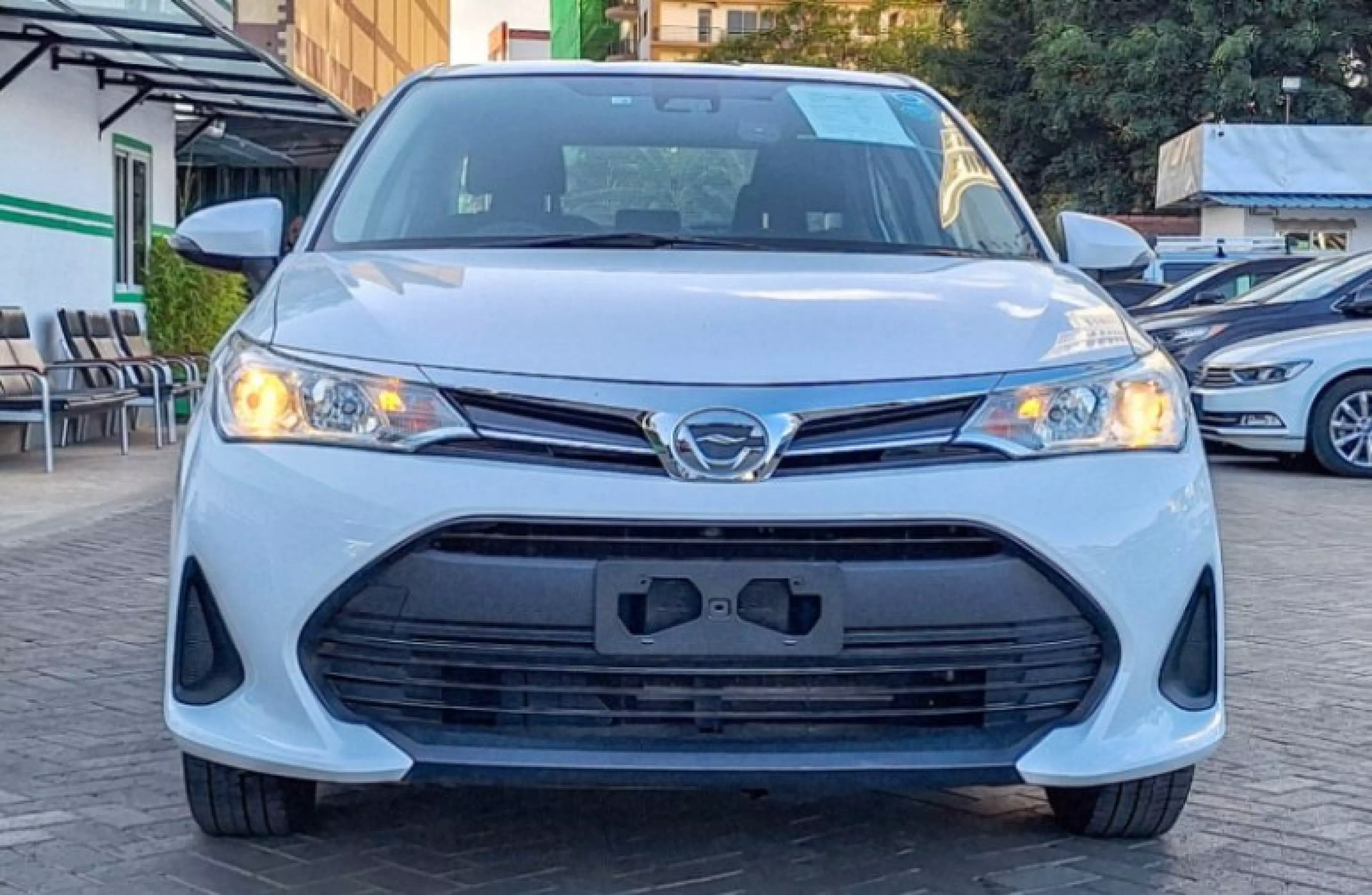 Toyota Axio  - 2018