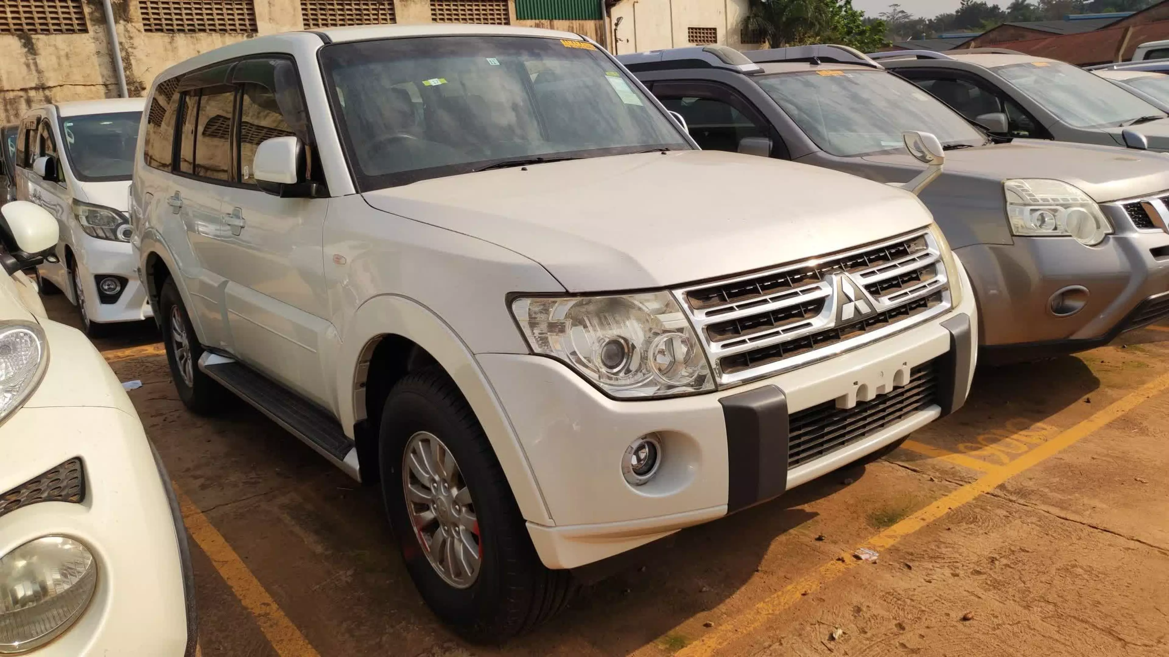Mitsubishi Pajero - 2009