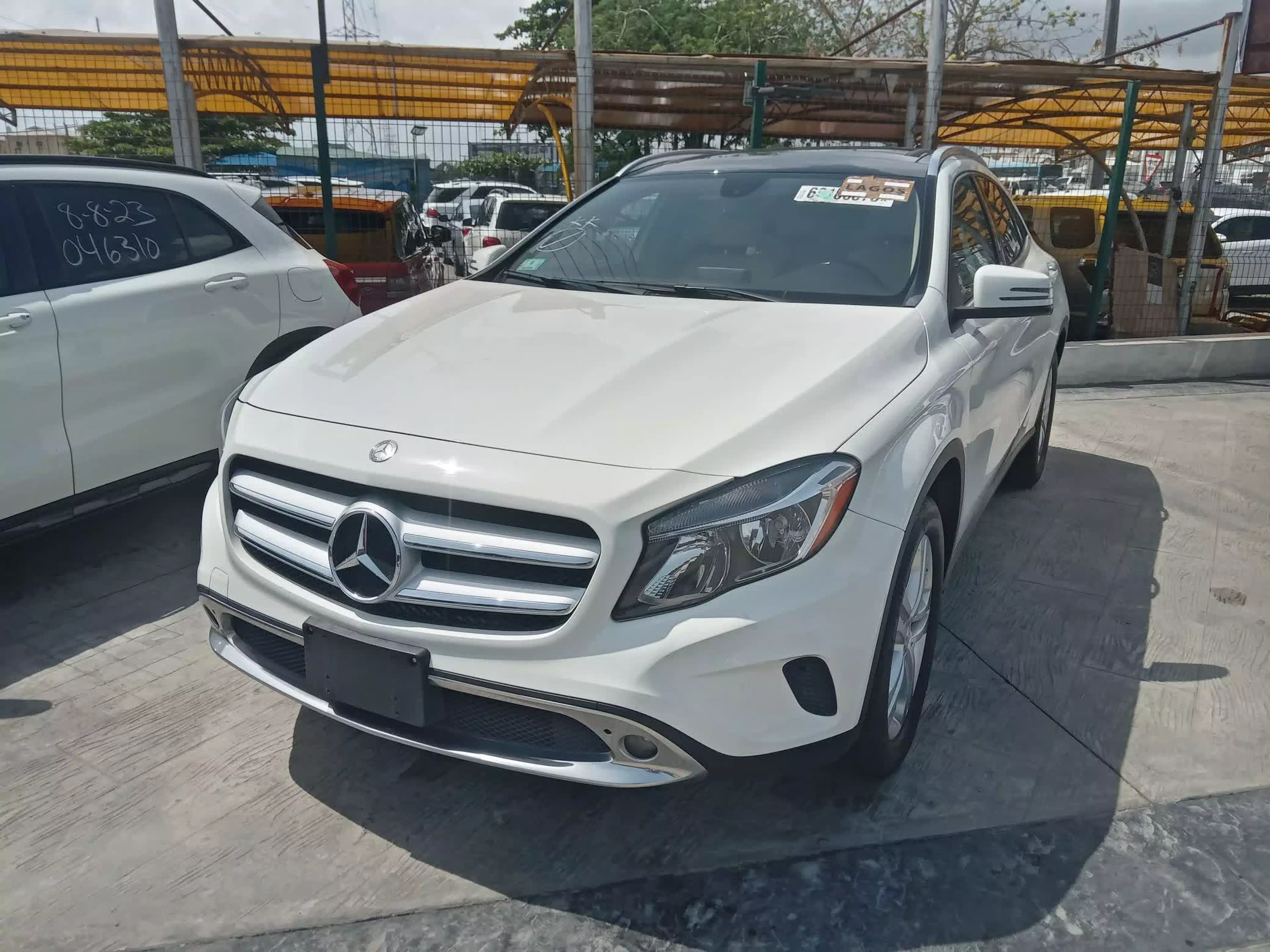 Mercedes-Benz GLA 250 - 2015