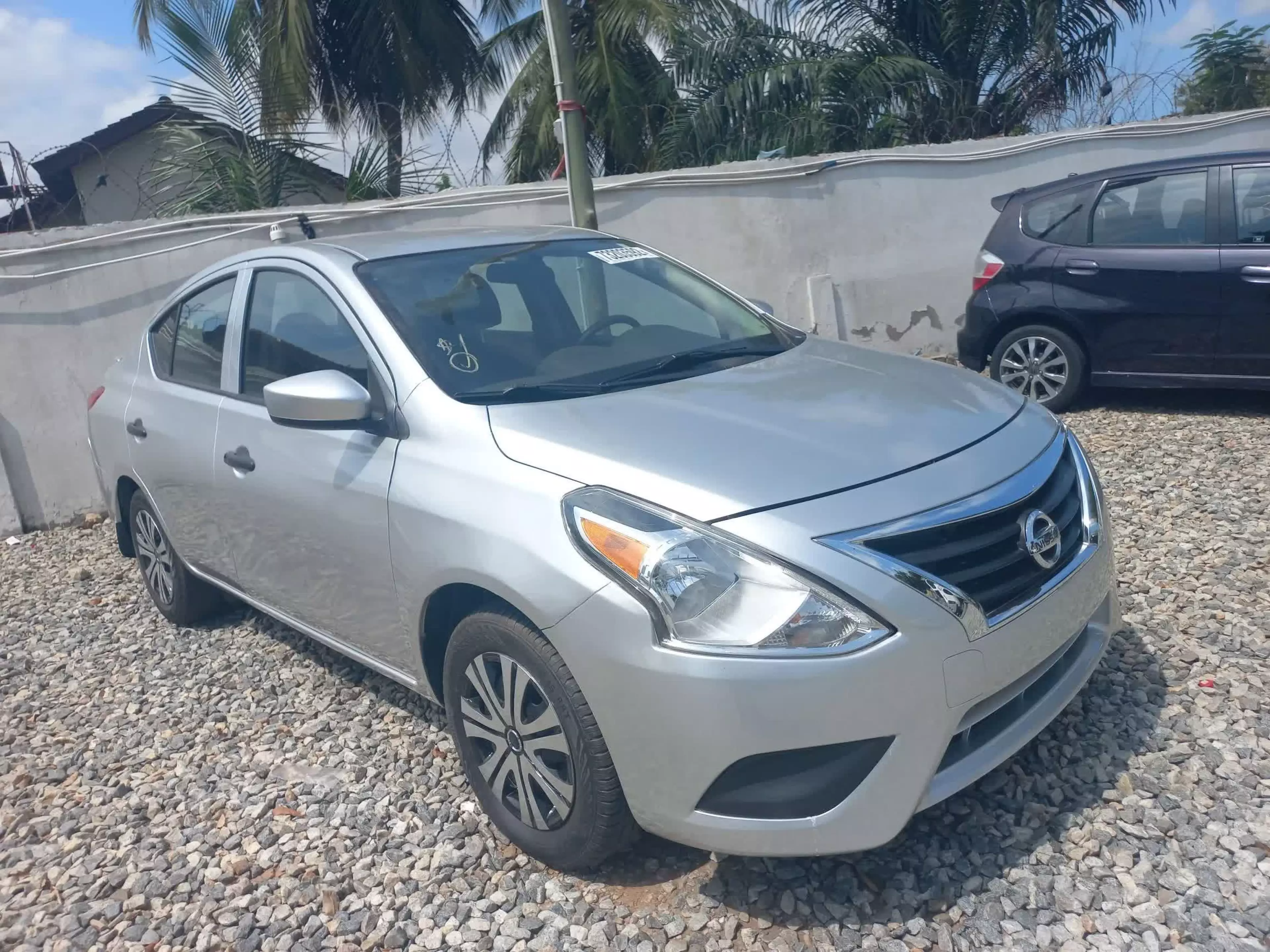Nissan Versa - 2019