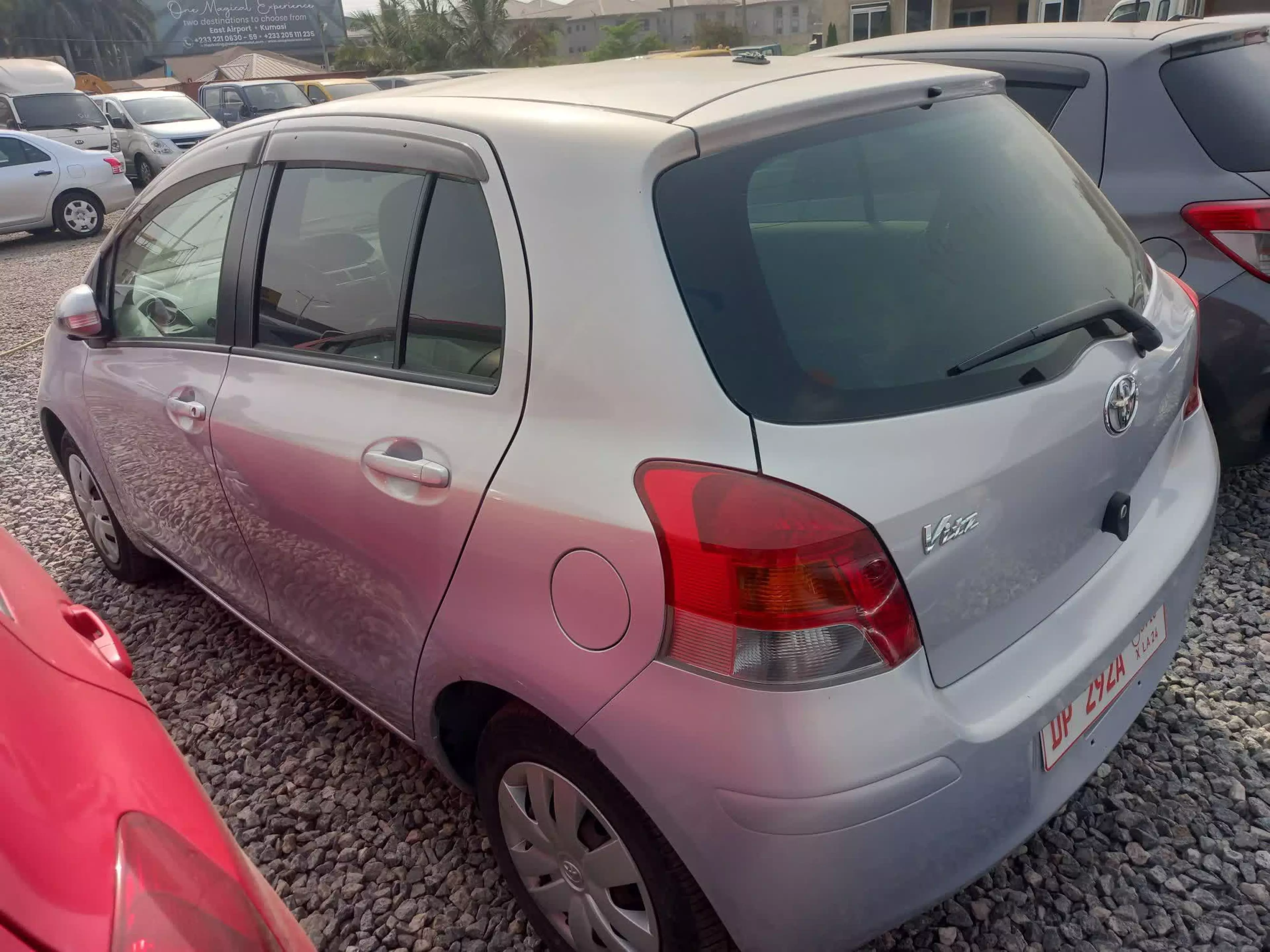 Toyota Vitz   - 2010
