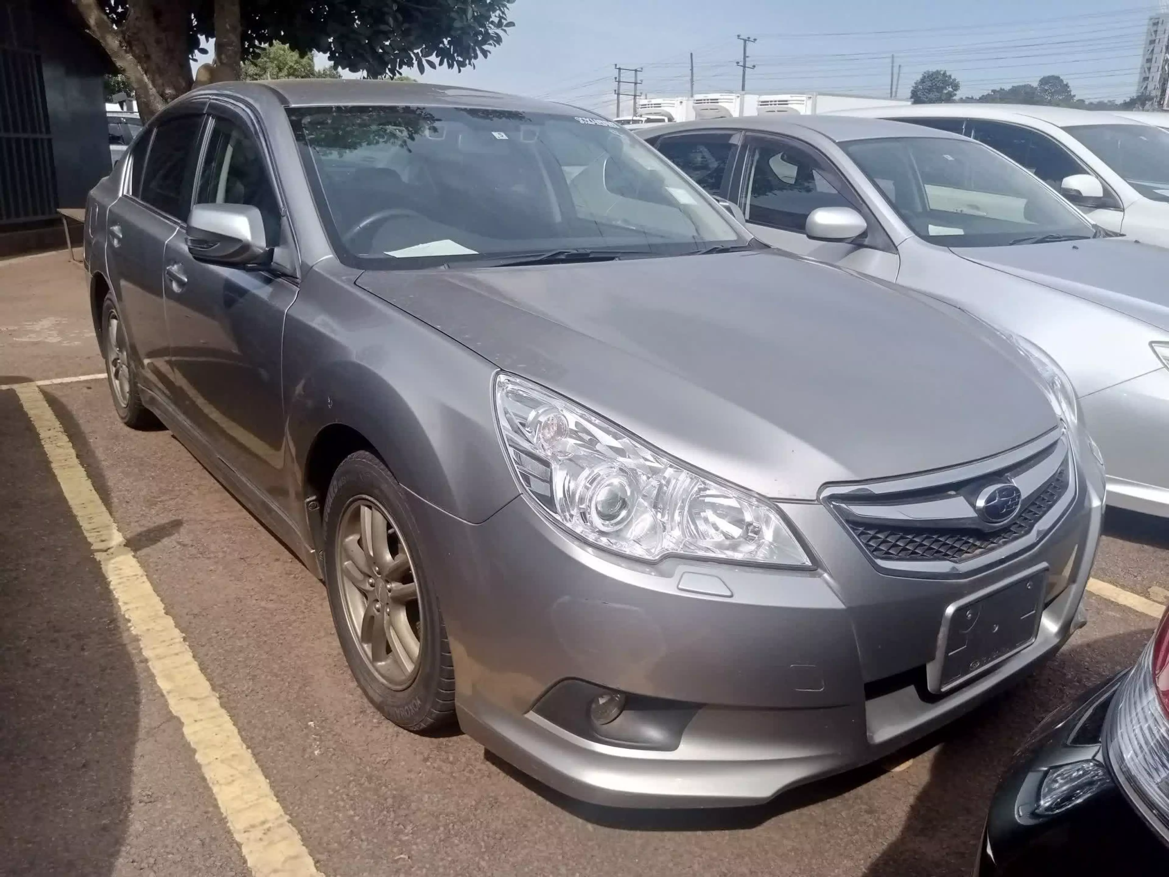 Subaru Legacy - 2011