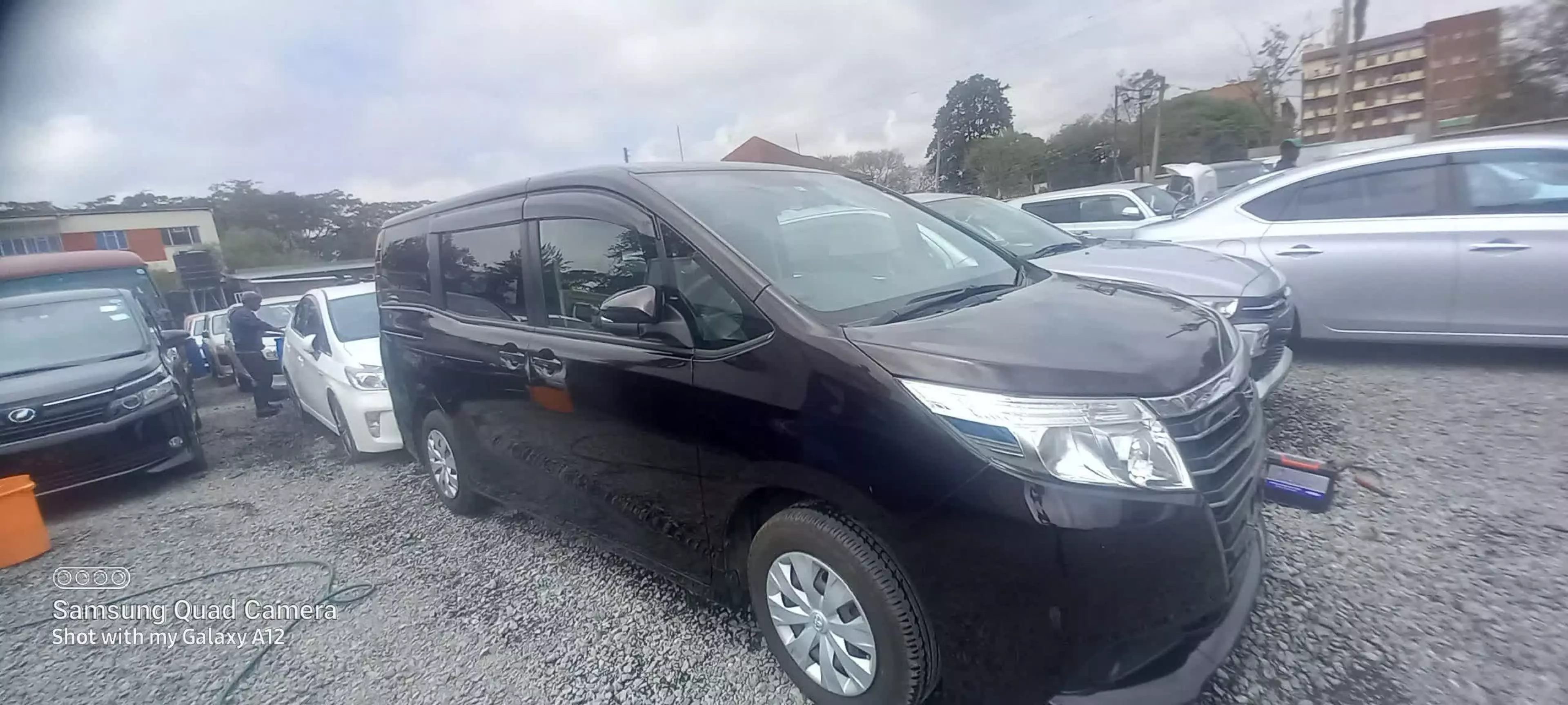 Toyota Noah - 2017