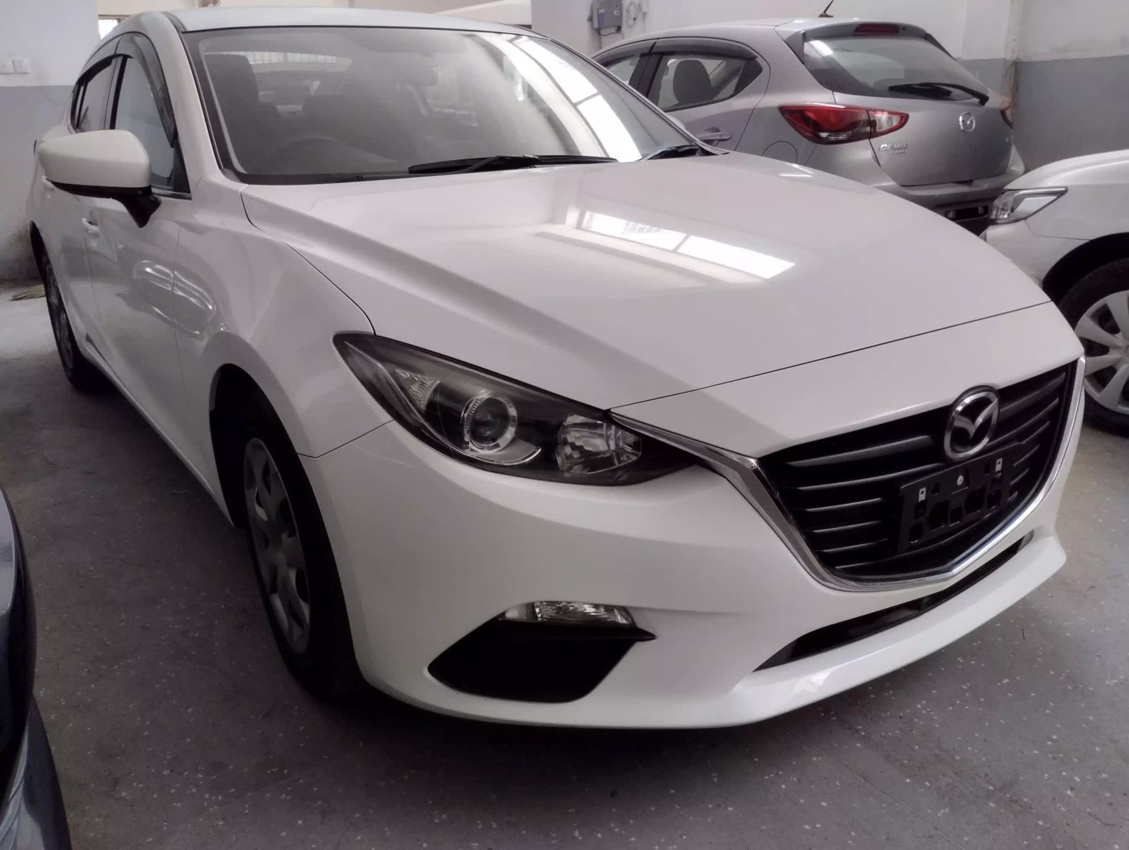Mazda Axela  - 2016