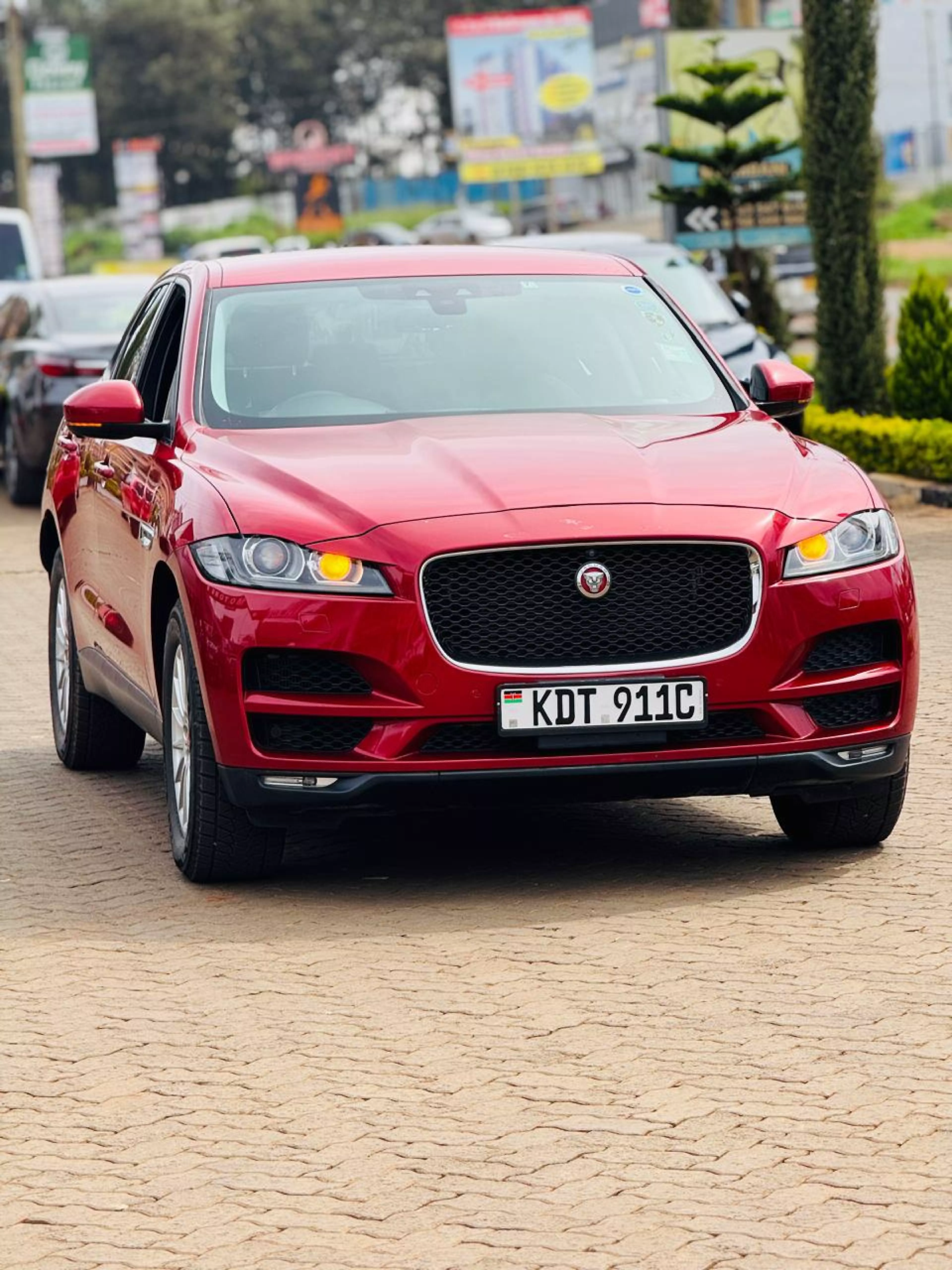 Jaguar F-Pace - 2016
