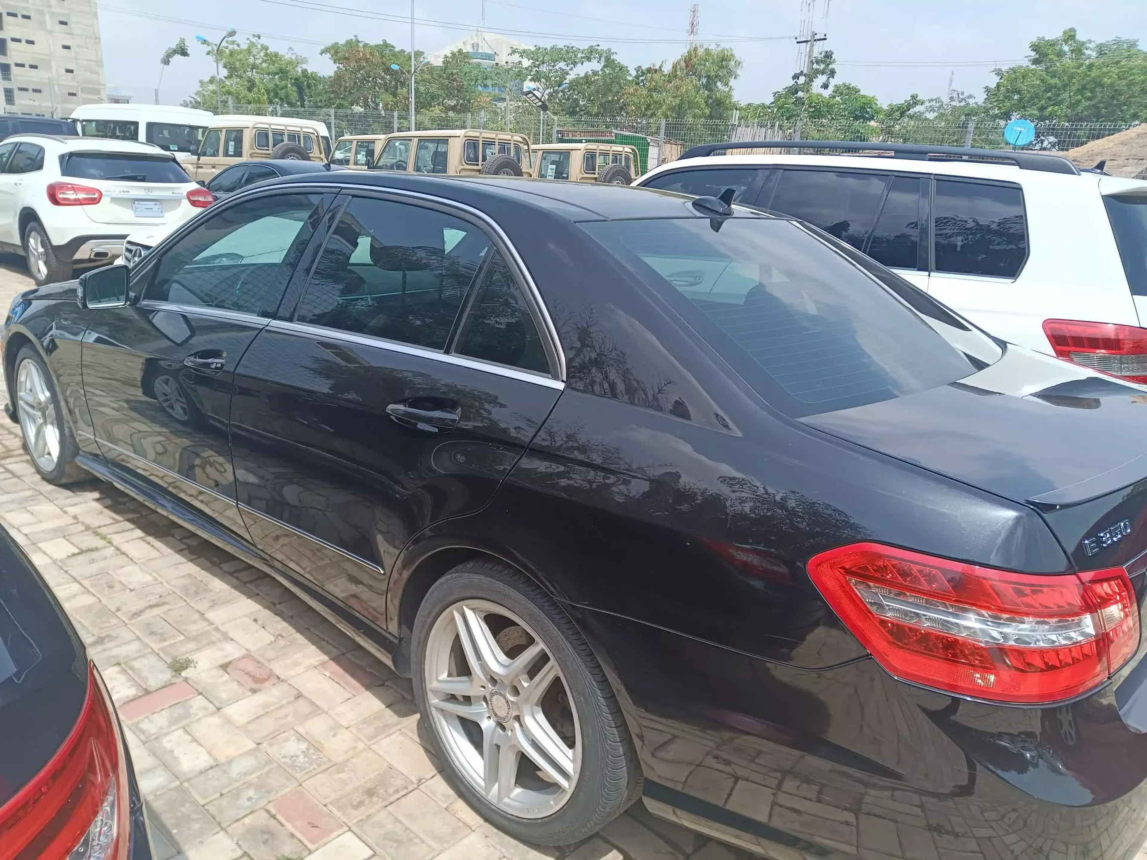 Mercedes-Benz E 350 - 2011