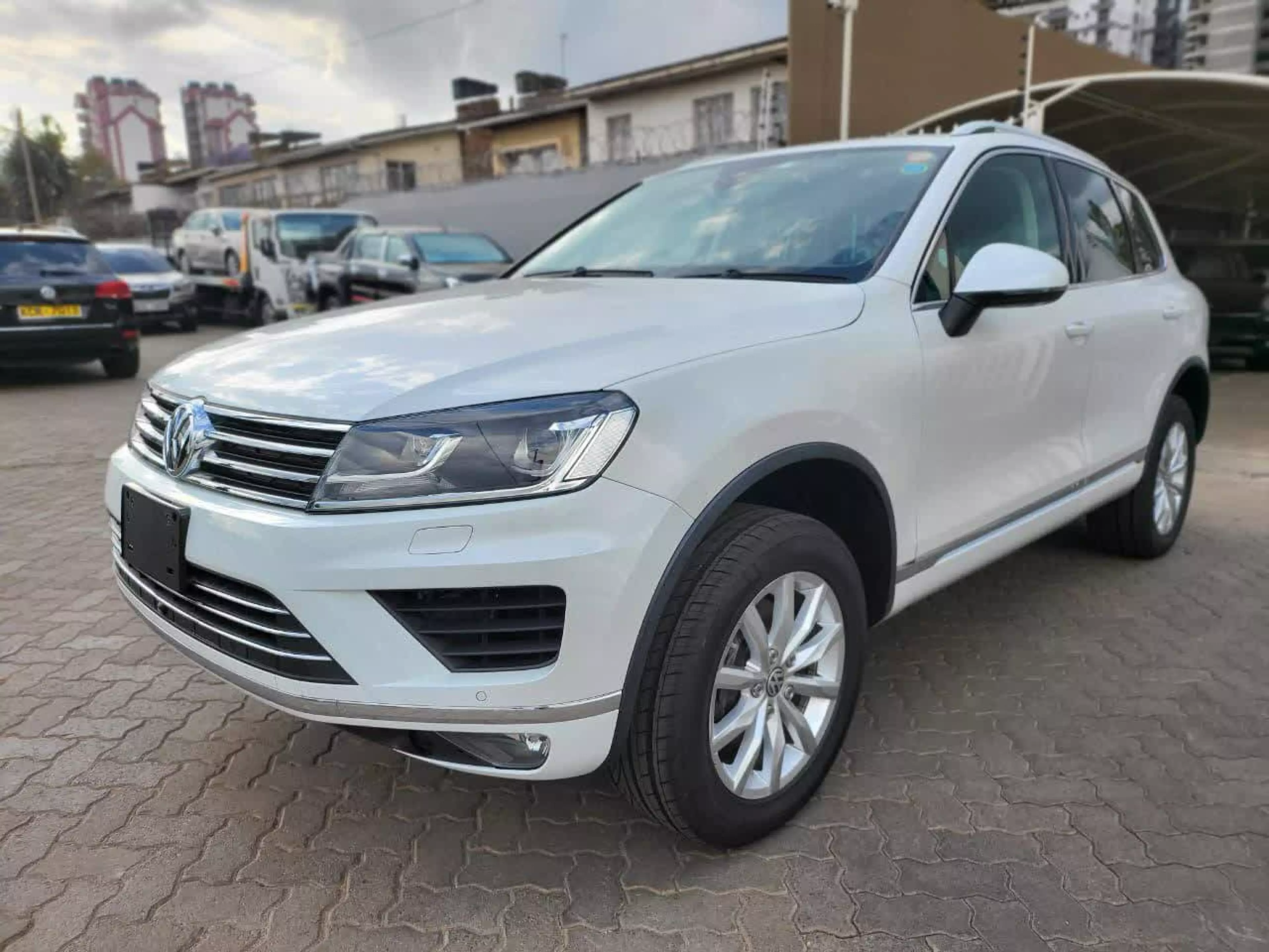 Volkswagen Touareg - 2016