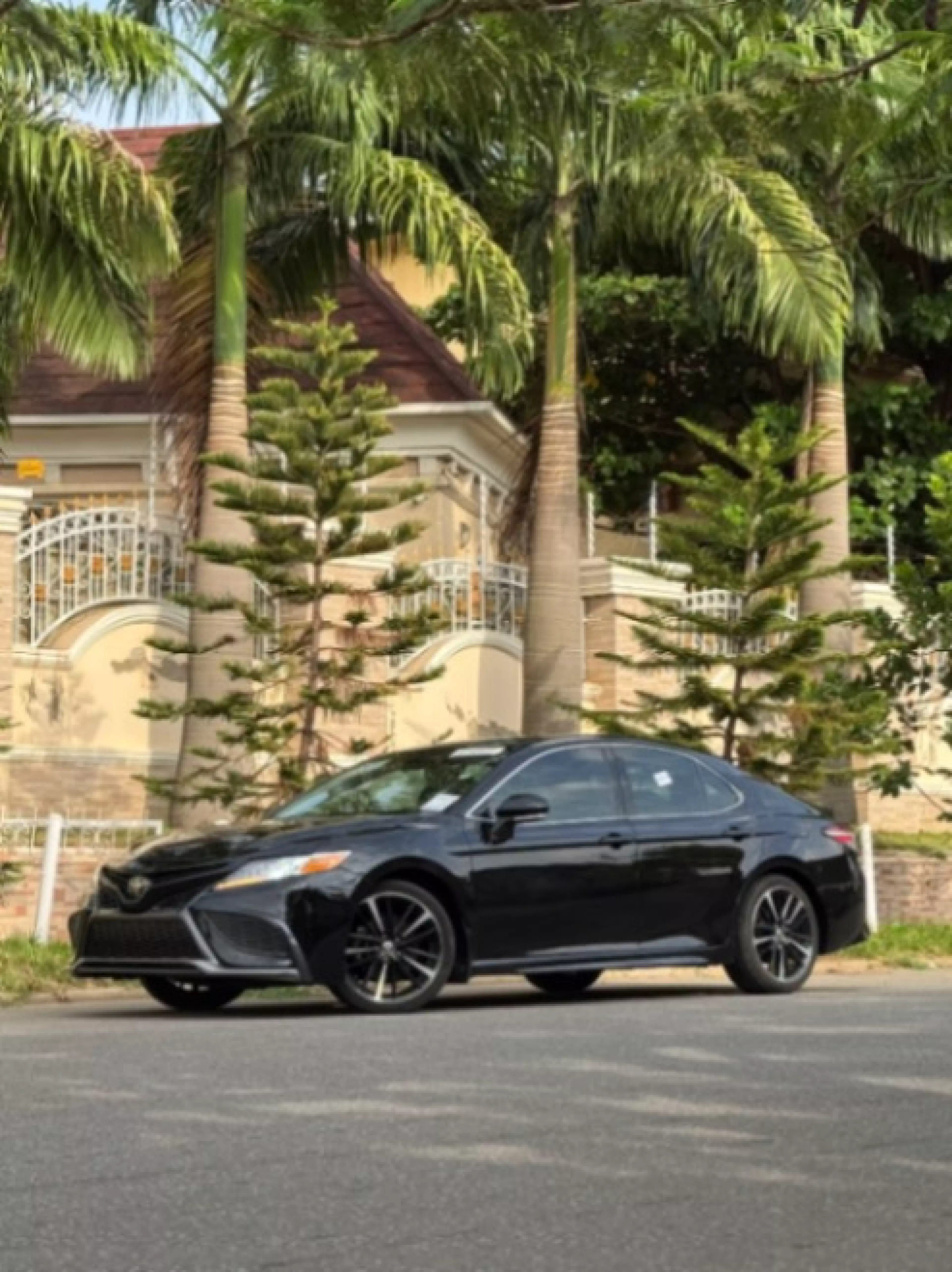 Toyota camry - 2020