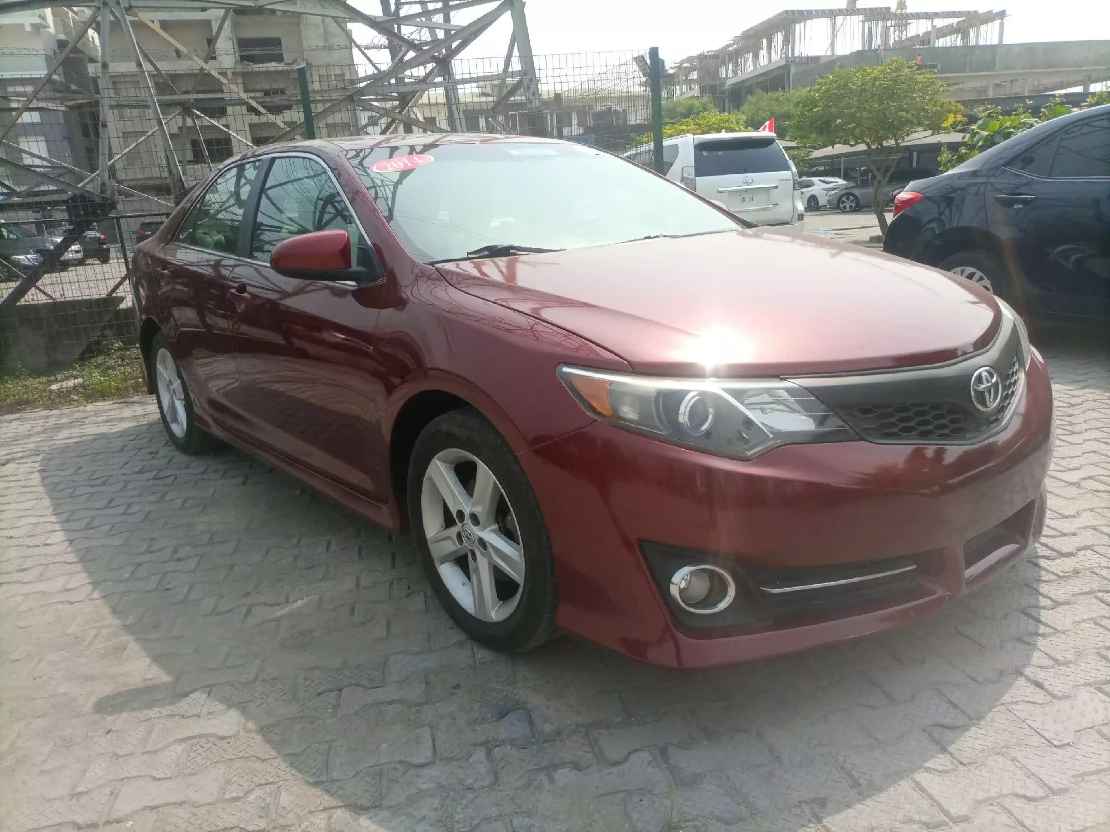 Toyota Camry - 2014