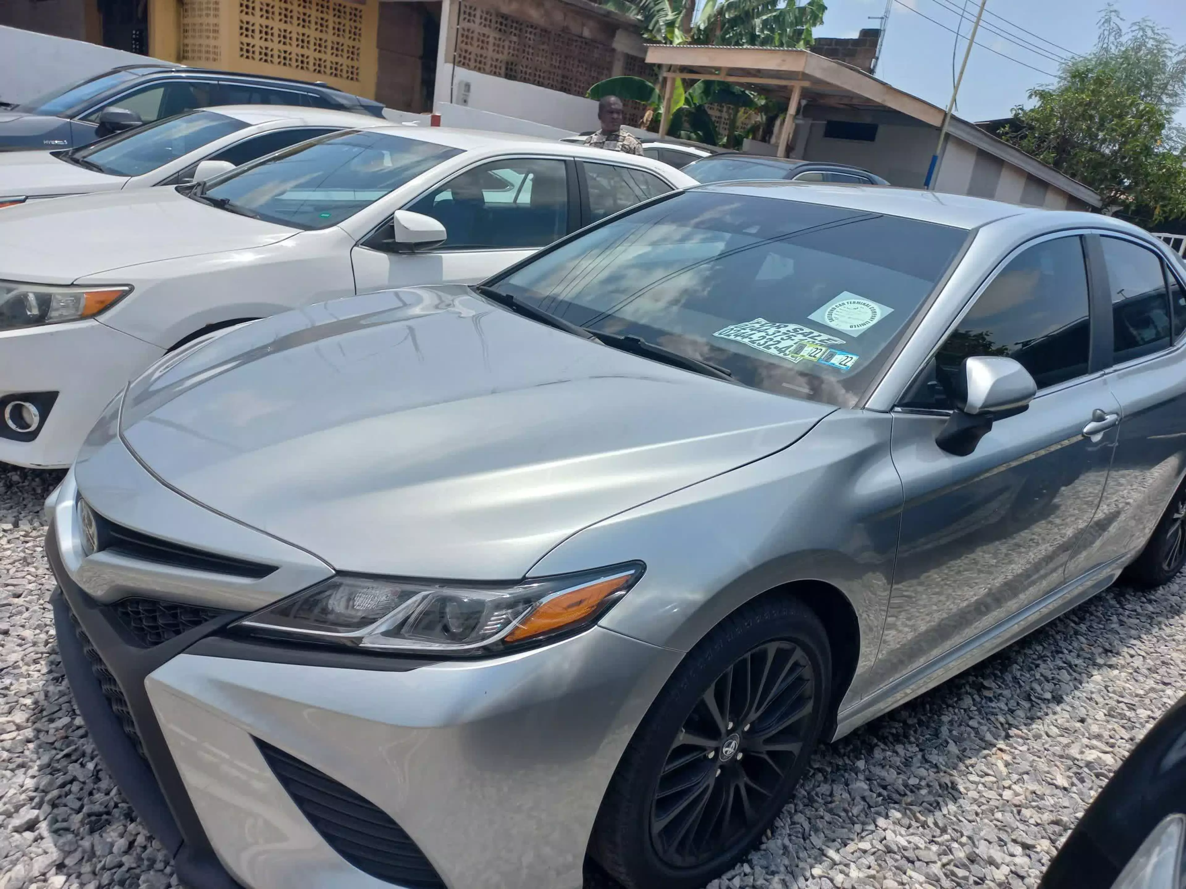 Toyota Camry - 2018