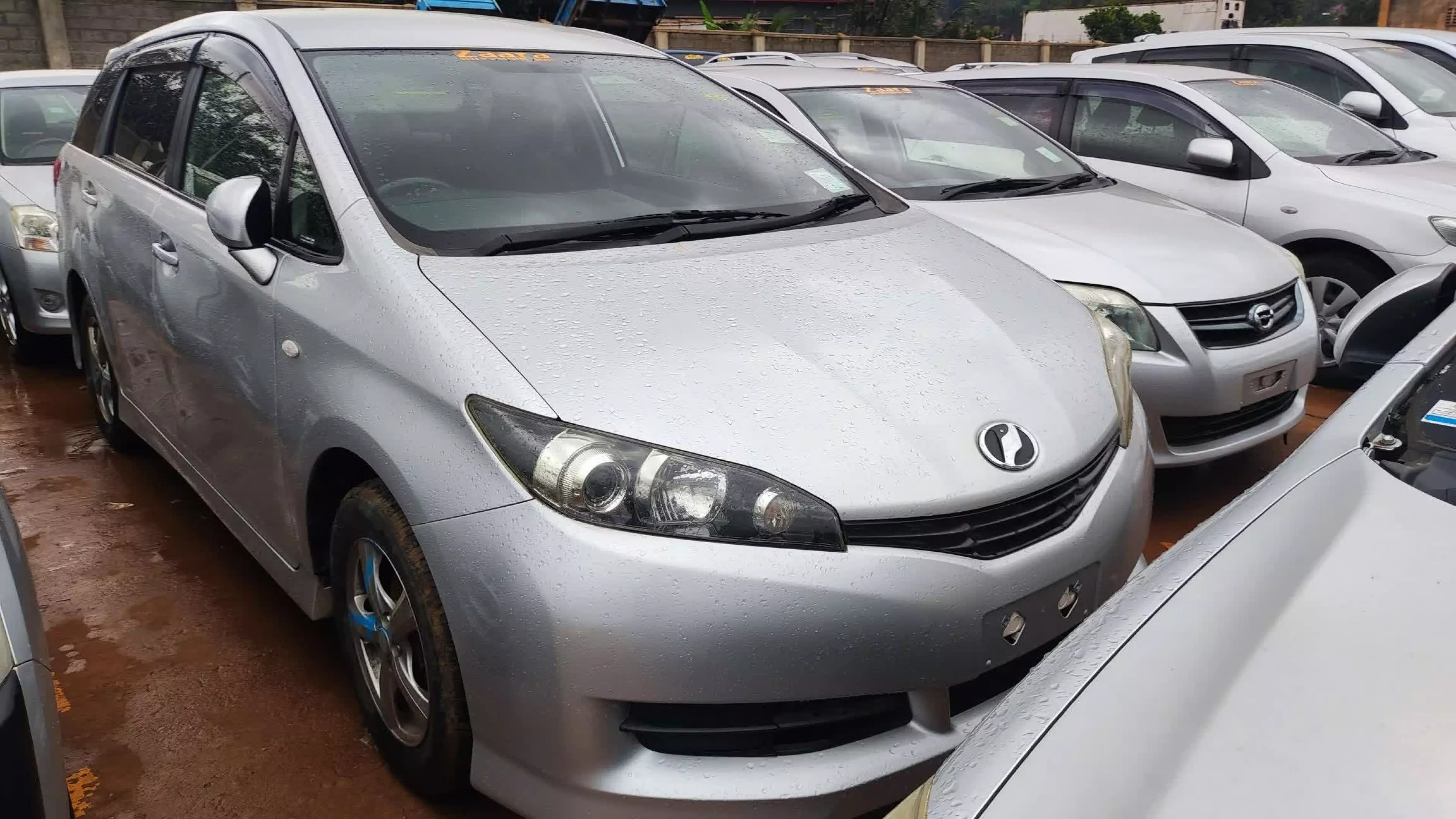Toyota Wish - 2010