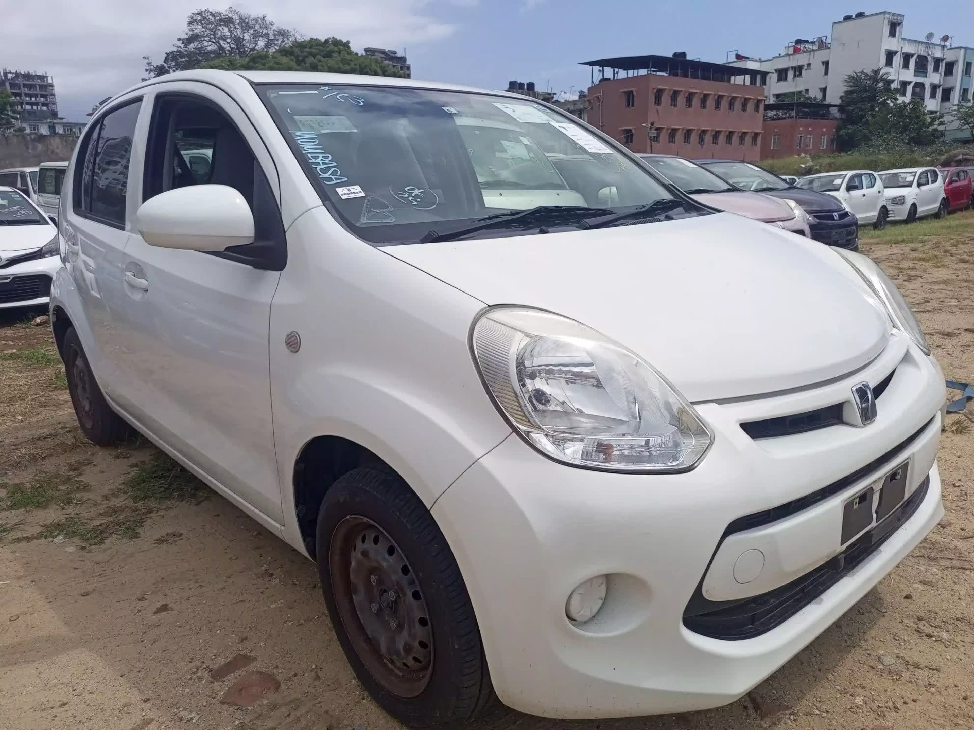 Toyota Passo - 2015