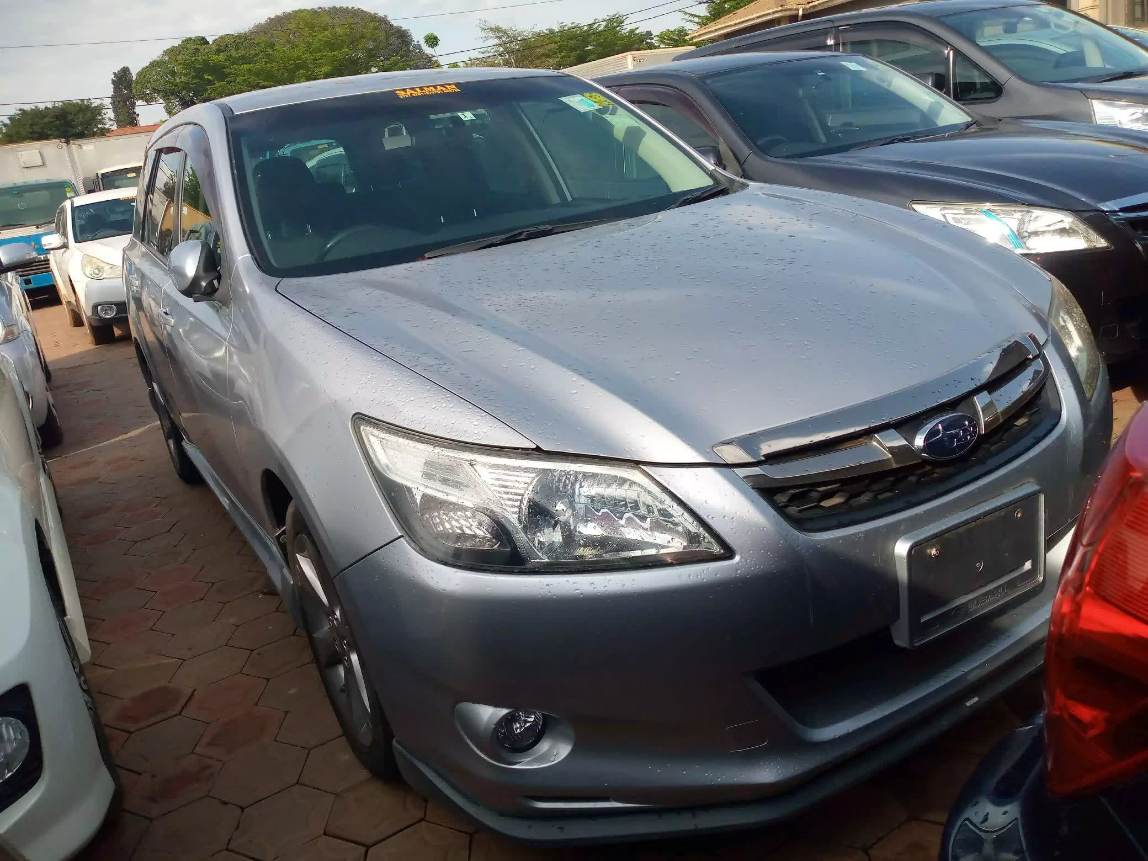 Subaru Exiga  - 2010
