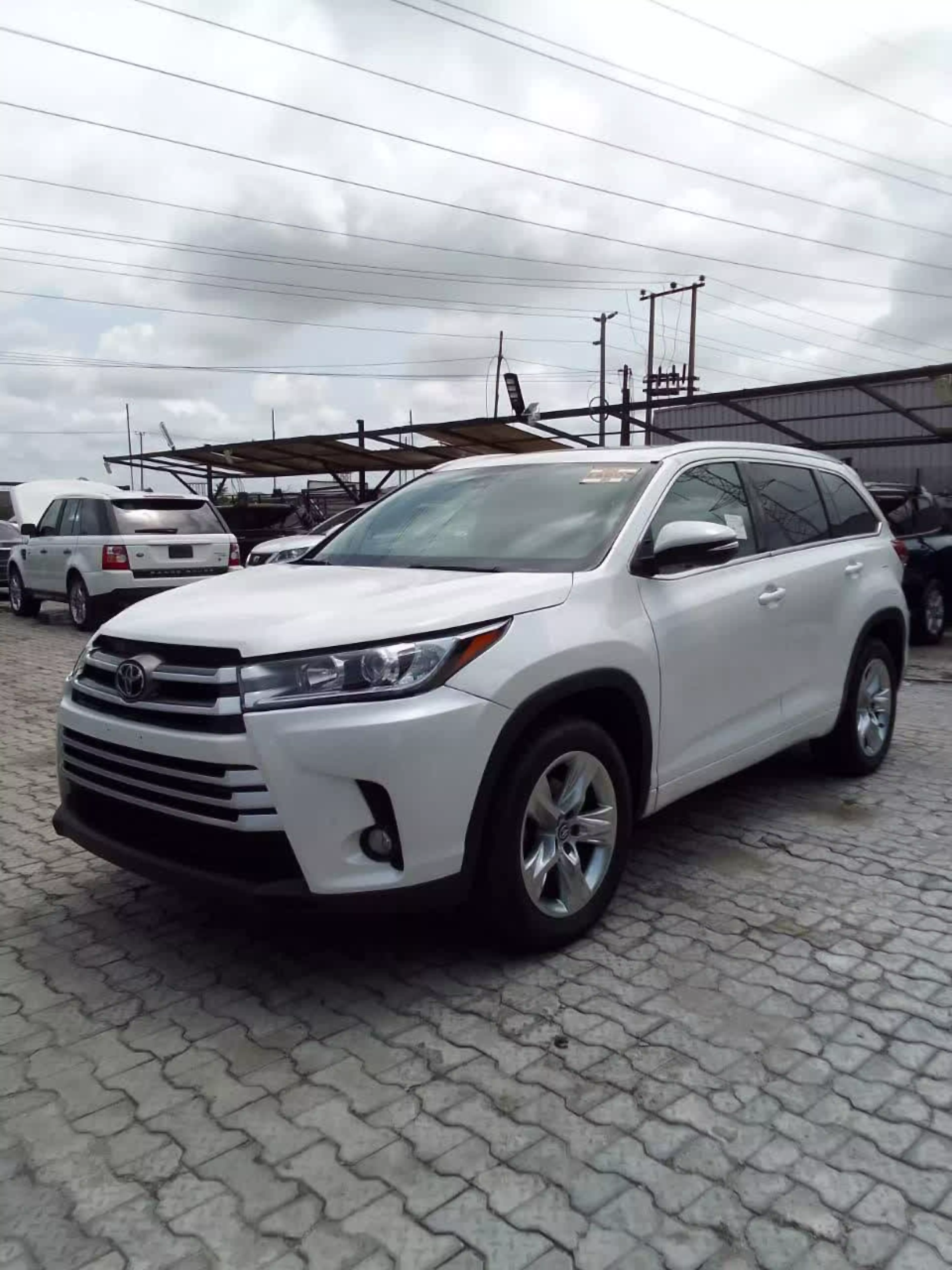 Toyota Highlander - 2016