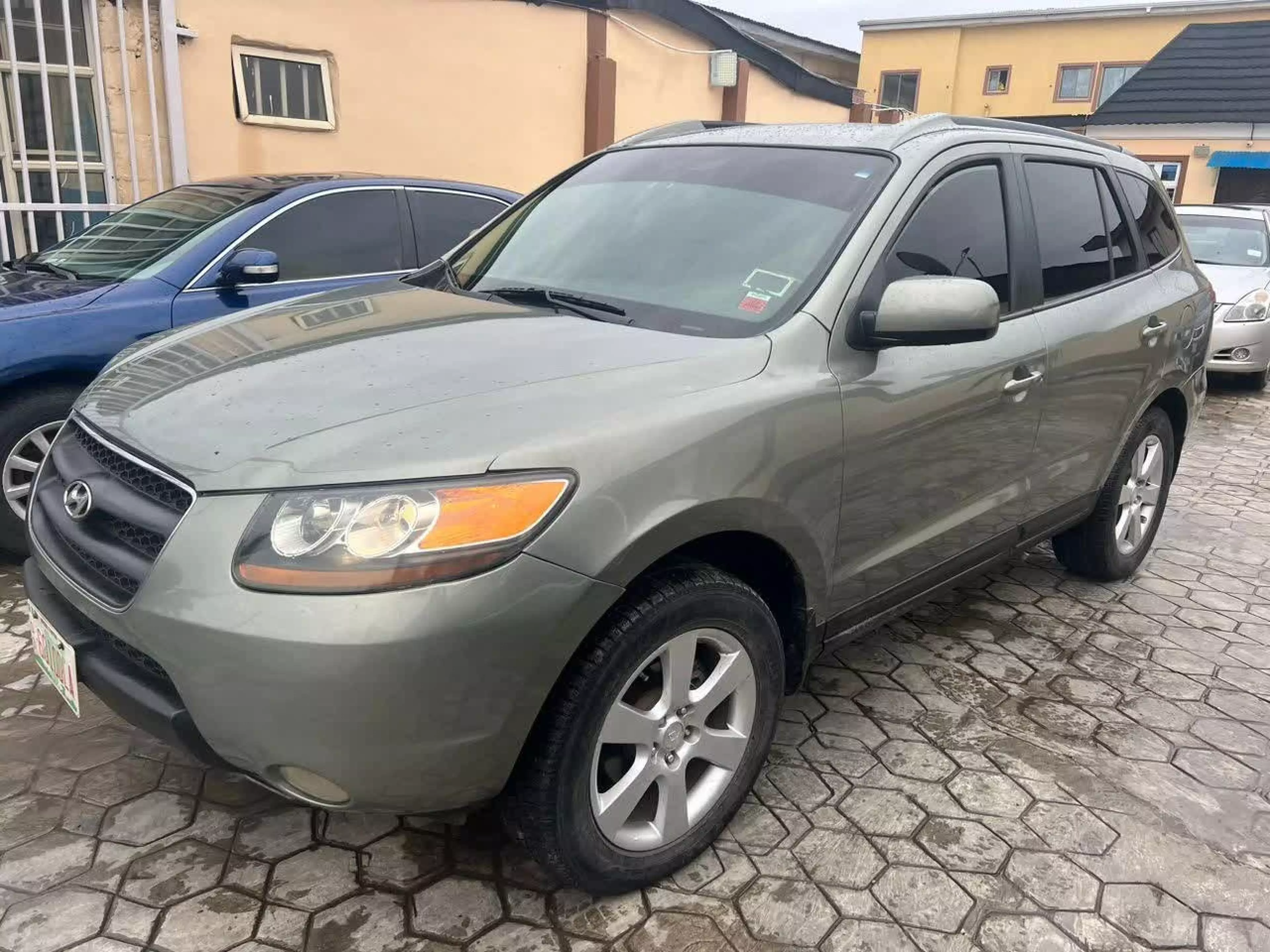 Hyundai Santa Fe   - 2008