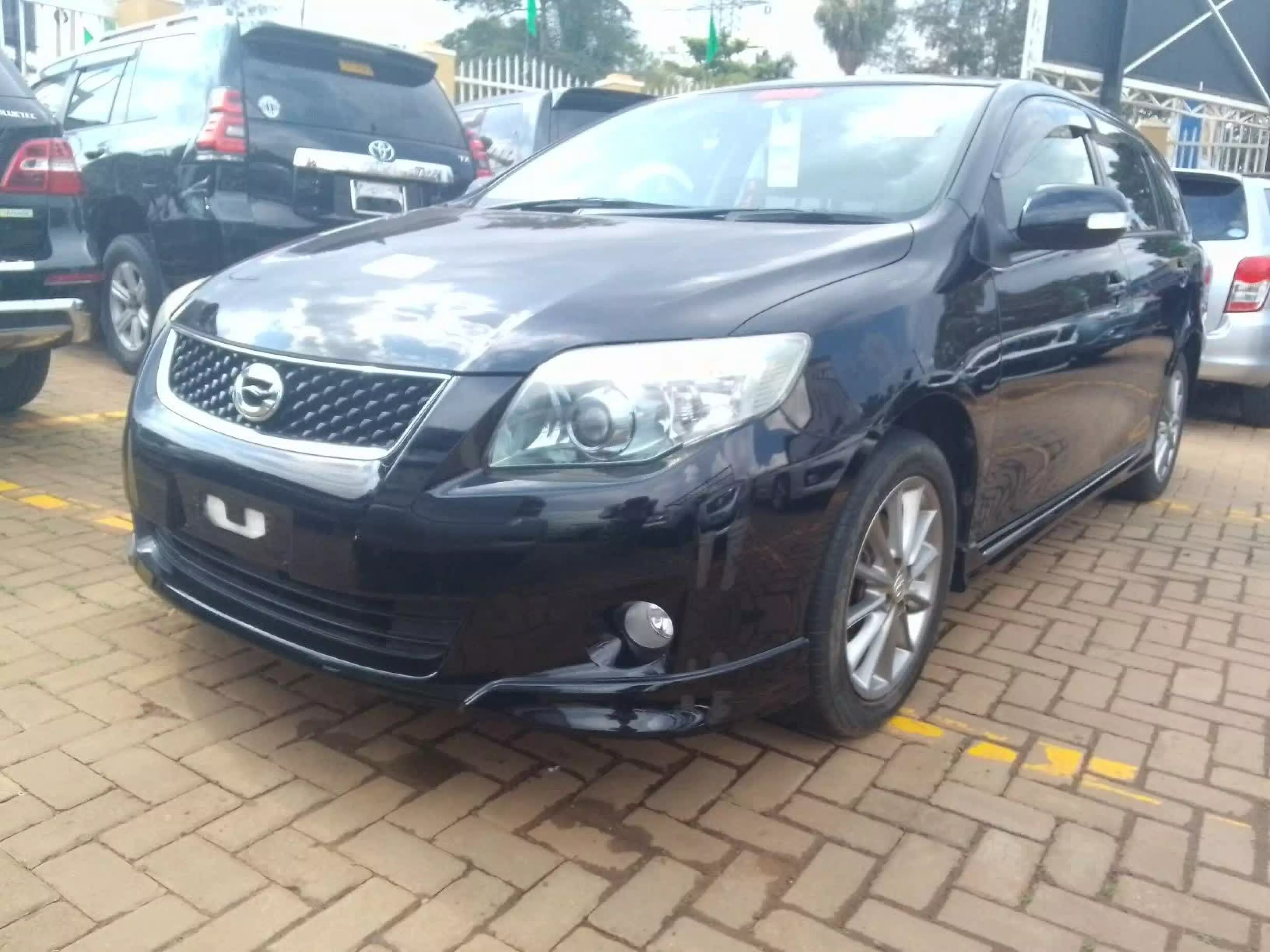 Toyota Fielder  - 2010