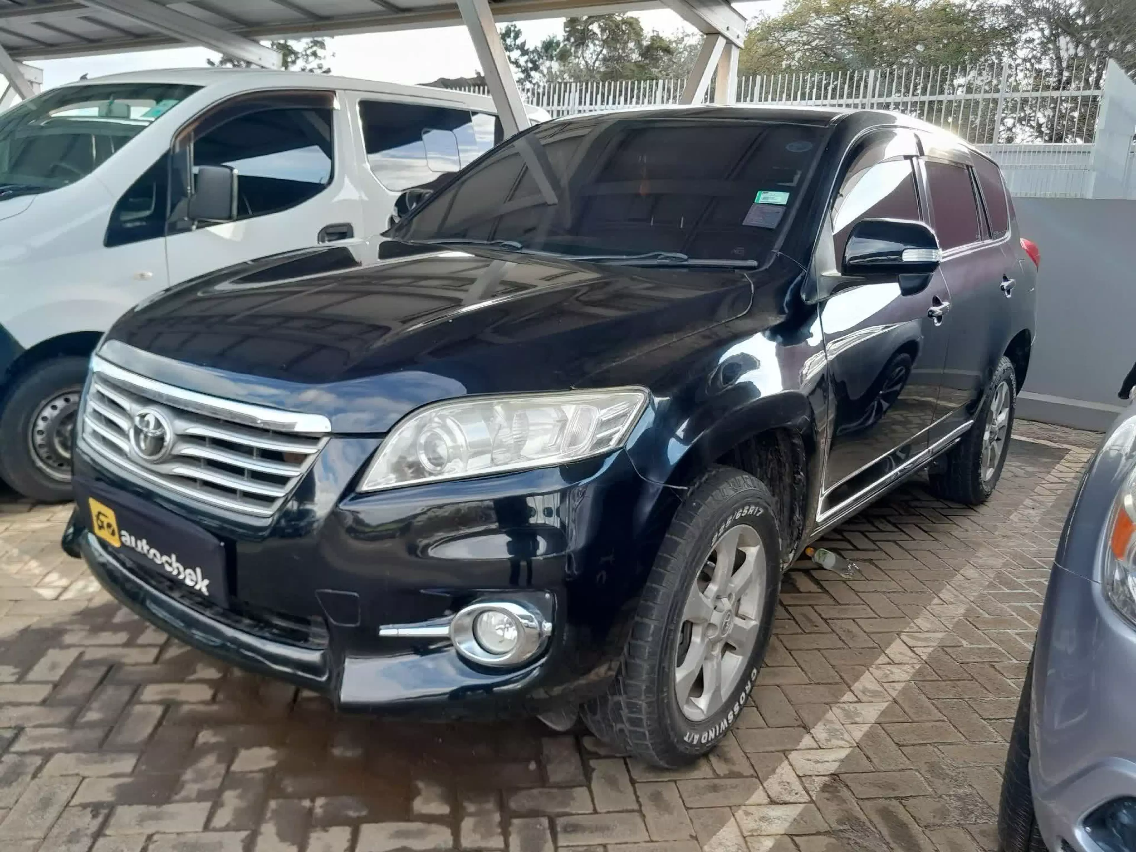Toyota Vanguard  - 2012