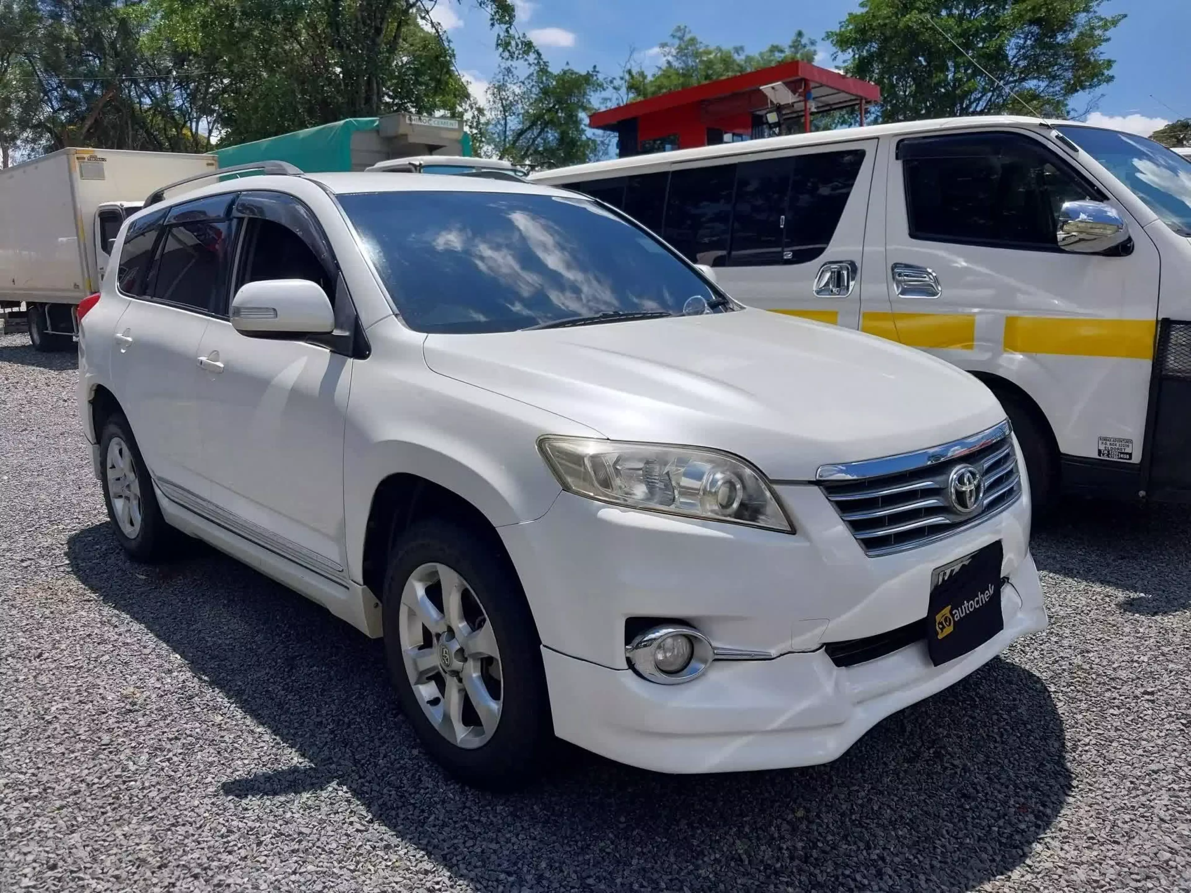 Toyota Vanguard  - 2012