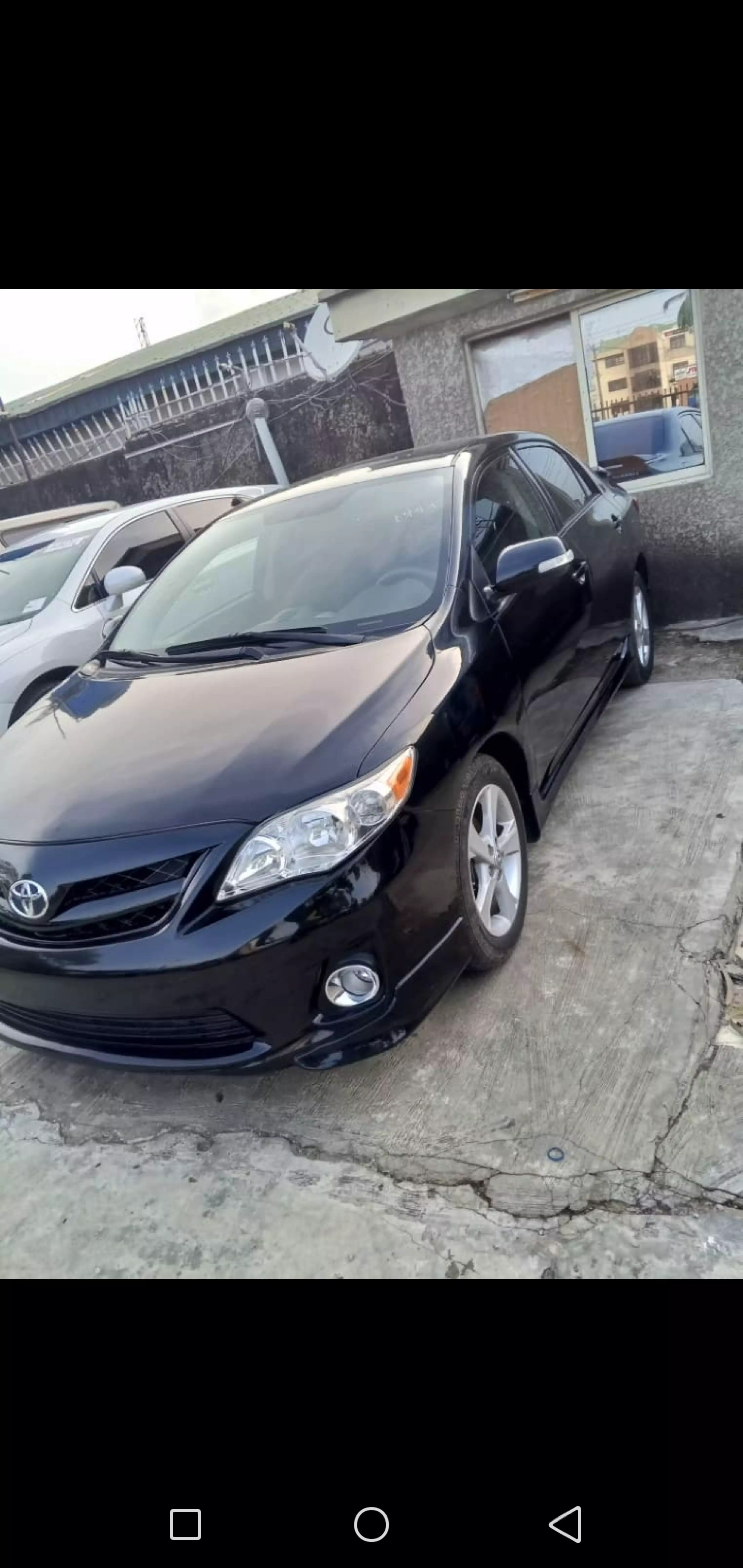 Toyota Corolla   - 2013