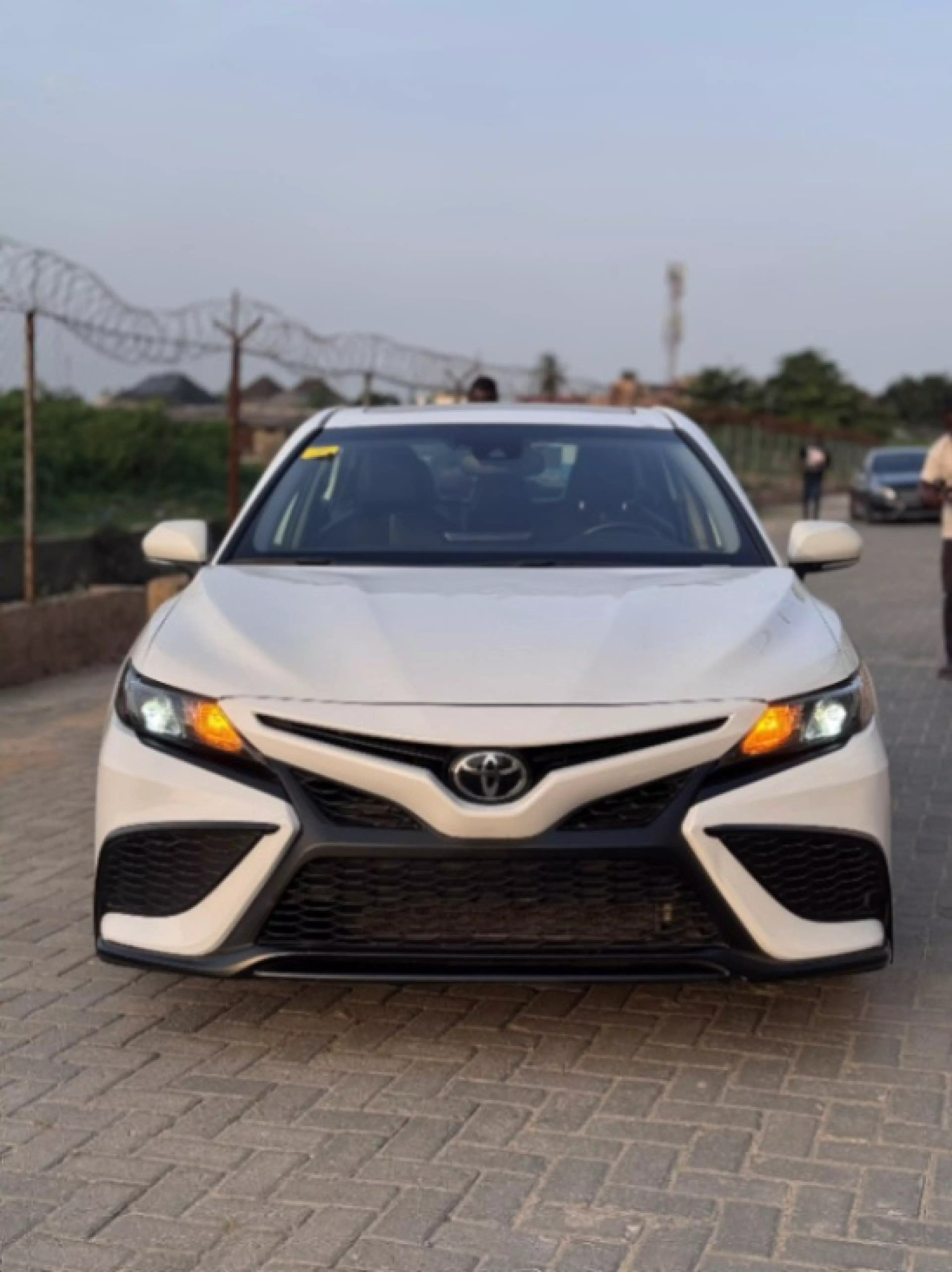Toyota Camry - 2021