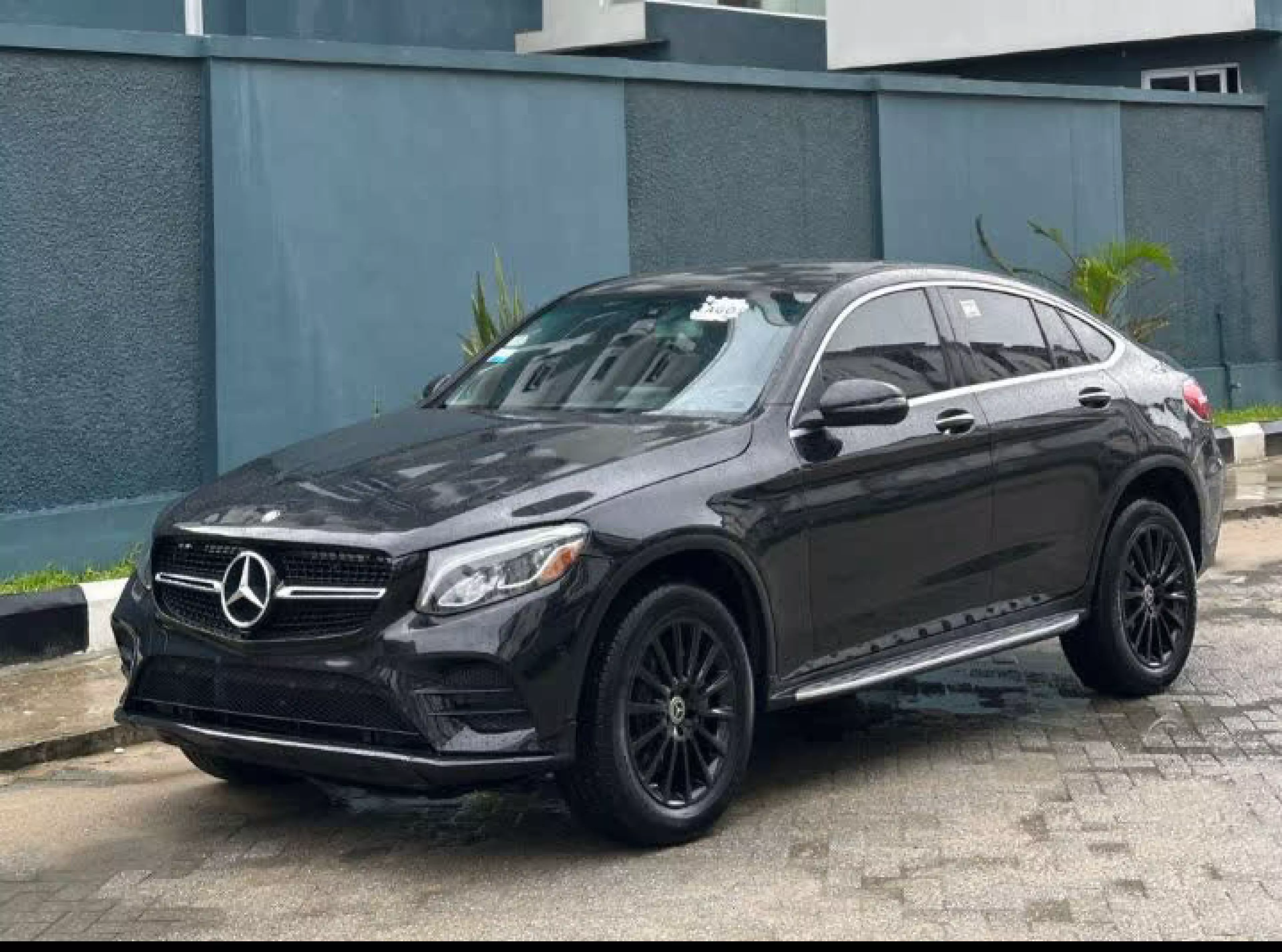 Mercedes-Benz GLC 300 - 2017