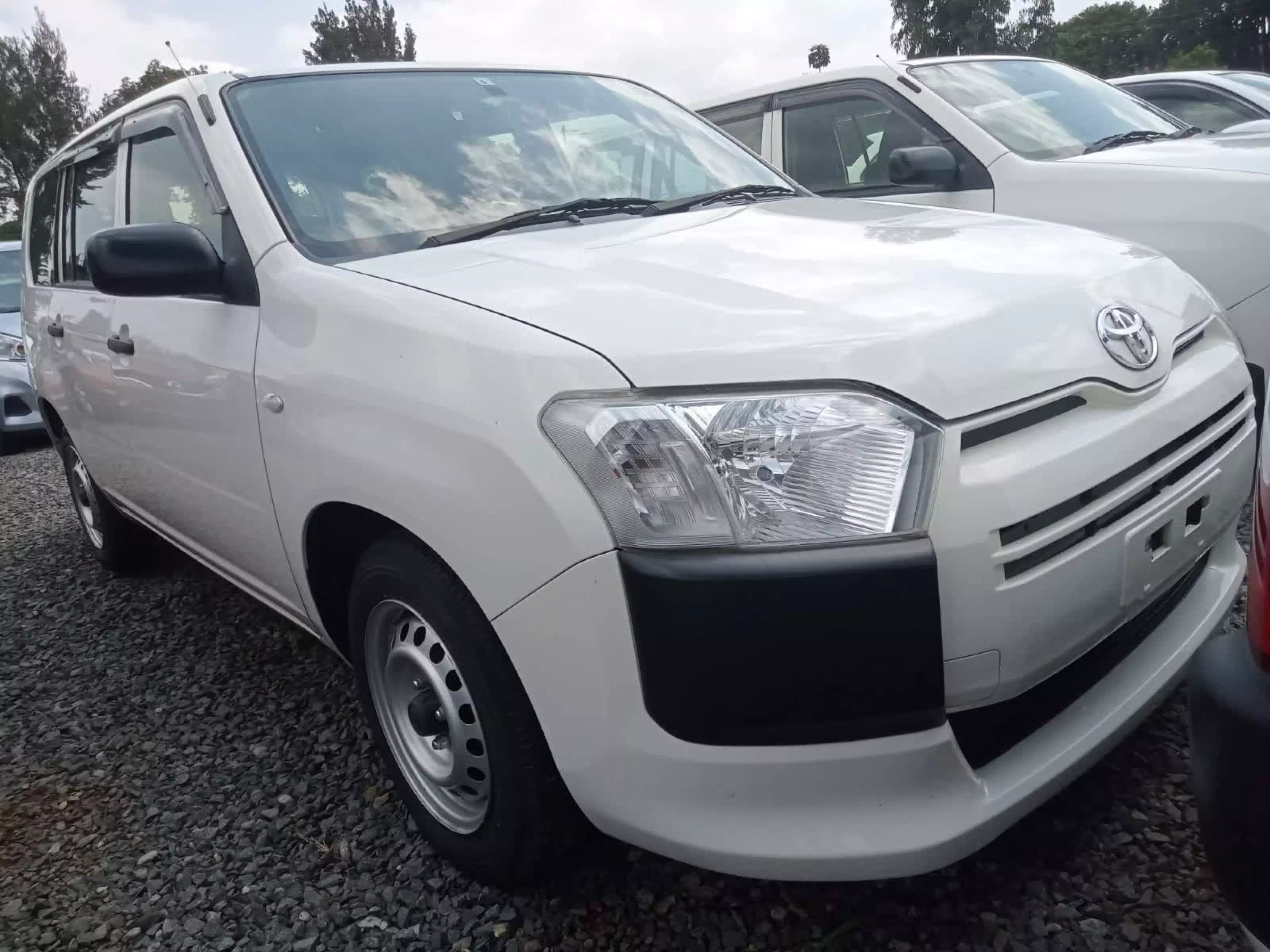 Toyota Probox  - 2017