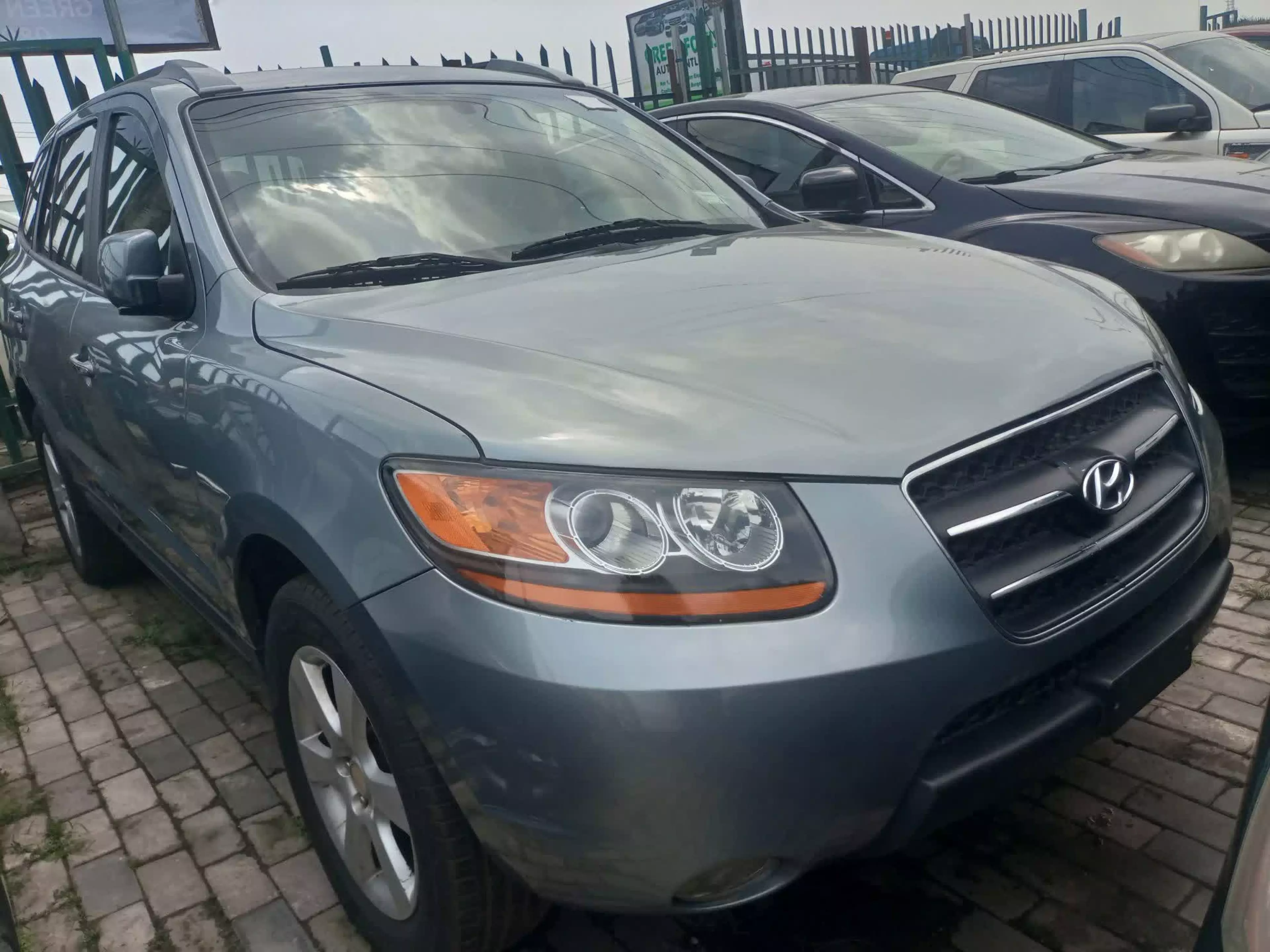 Hyundai Santa Fe - 2008