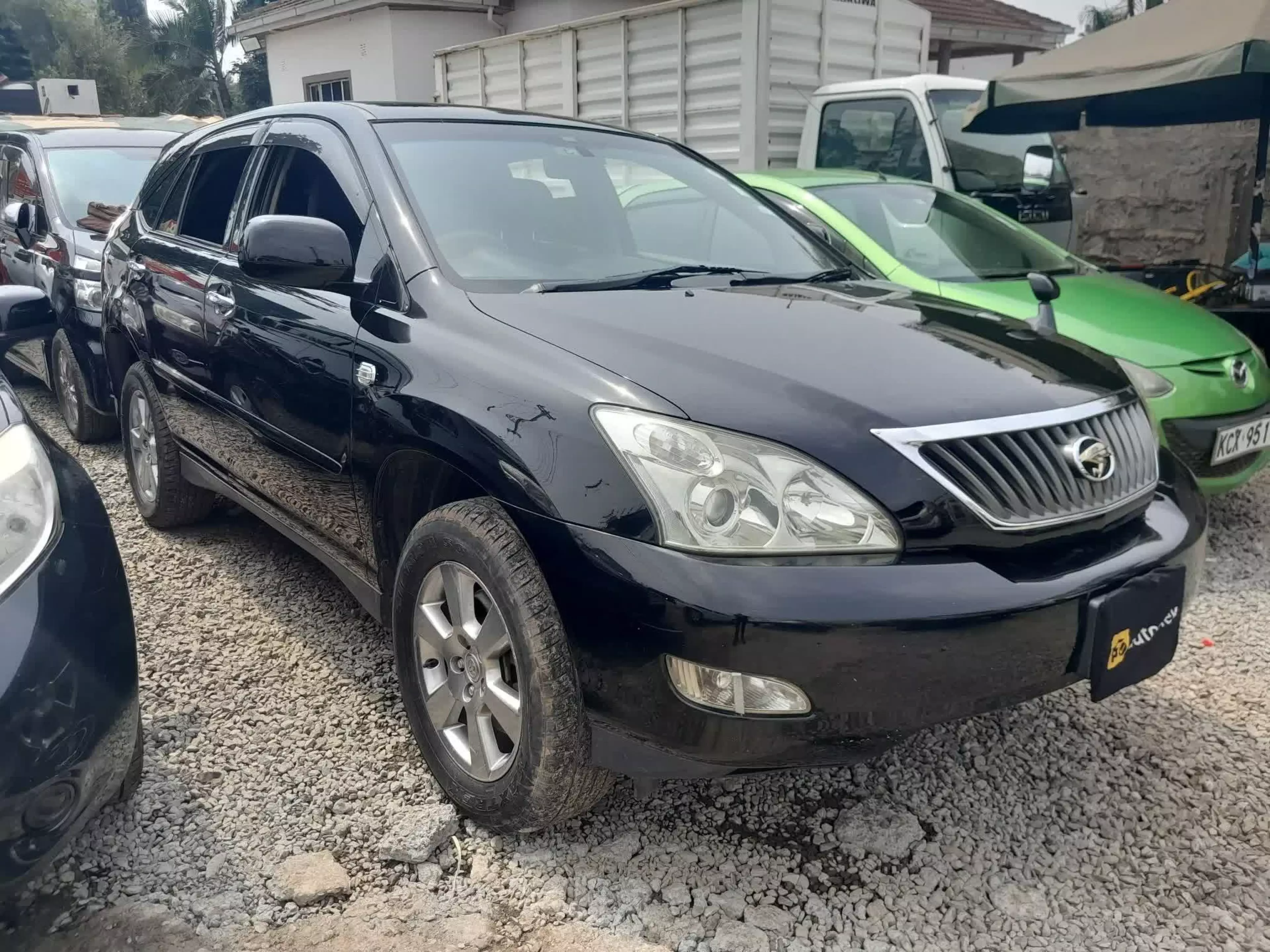Toyota Harrier - 2012
